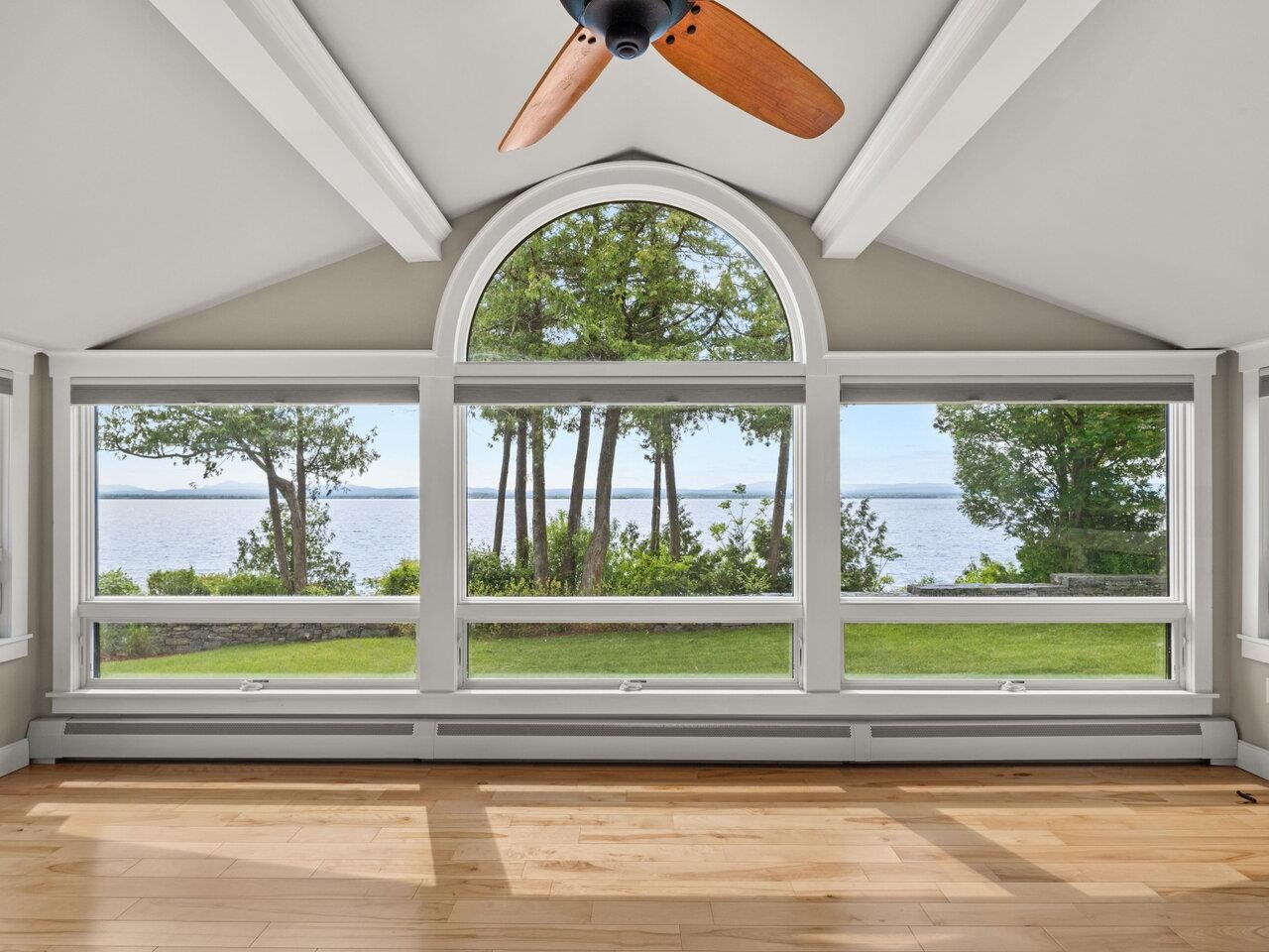 559 West Shore Road