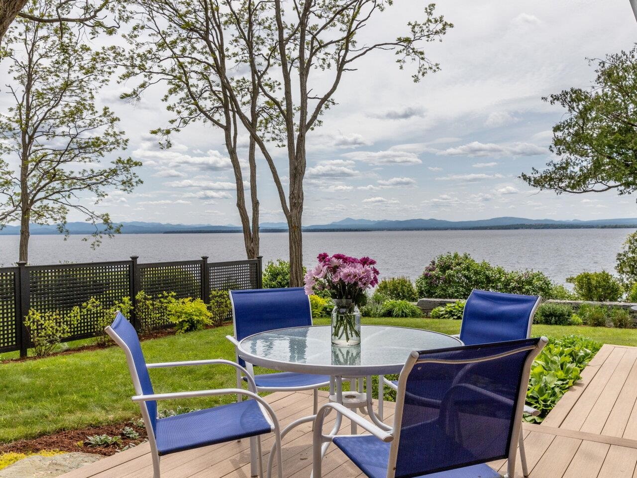 559 West Shore Road