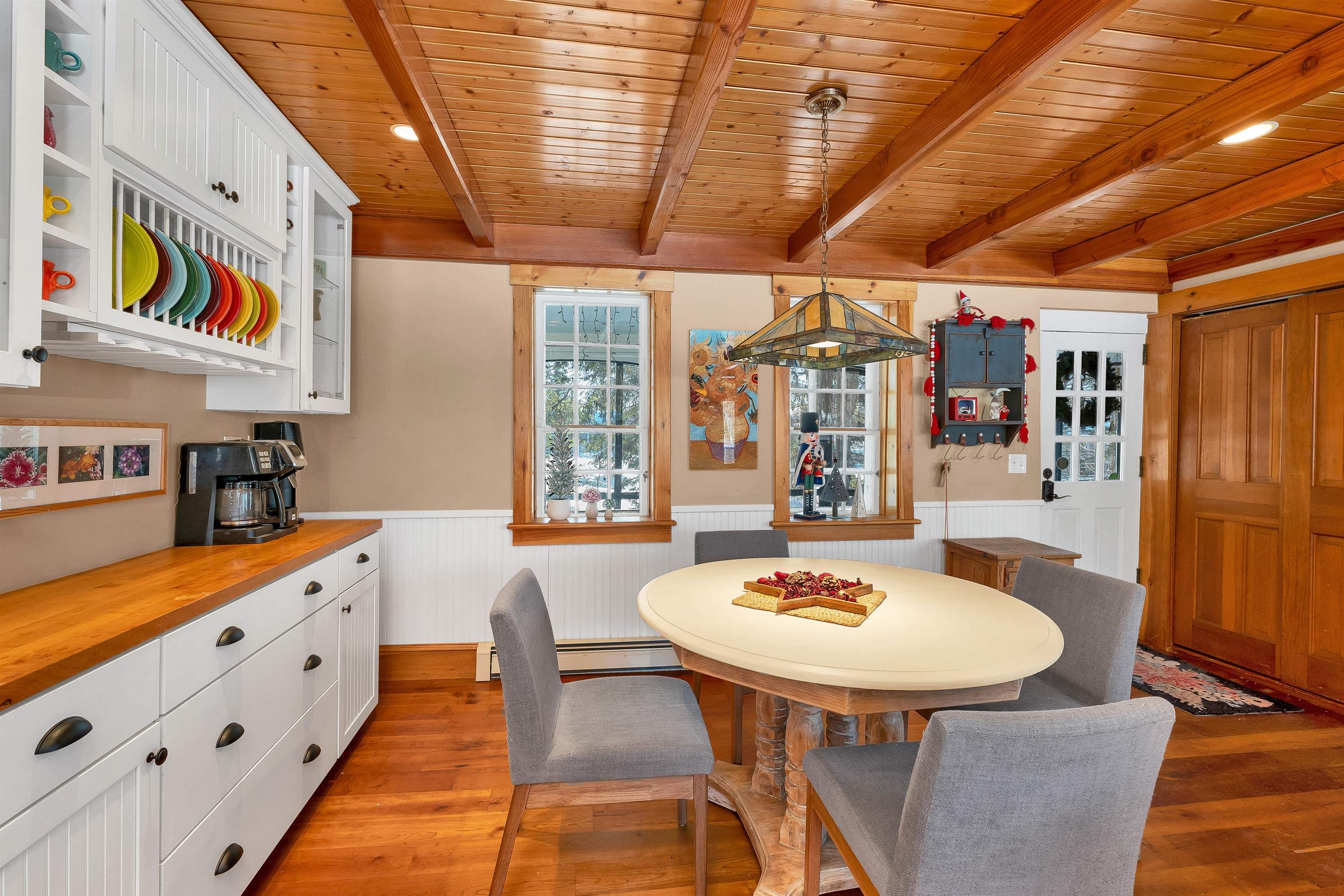 Laconia, New Hampshire 03246, United States, 4 Bedrooms Bedrooms, ,2 BathroomsBathrooms,Residential,Active,253699