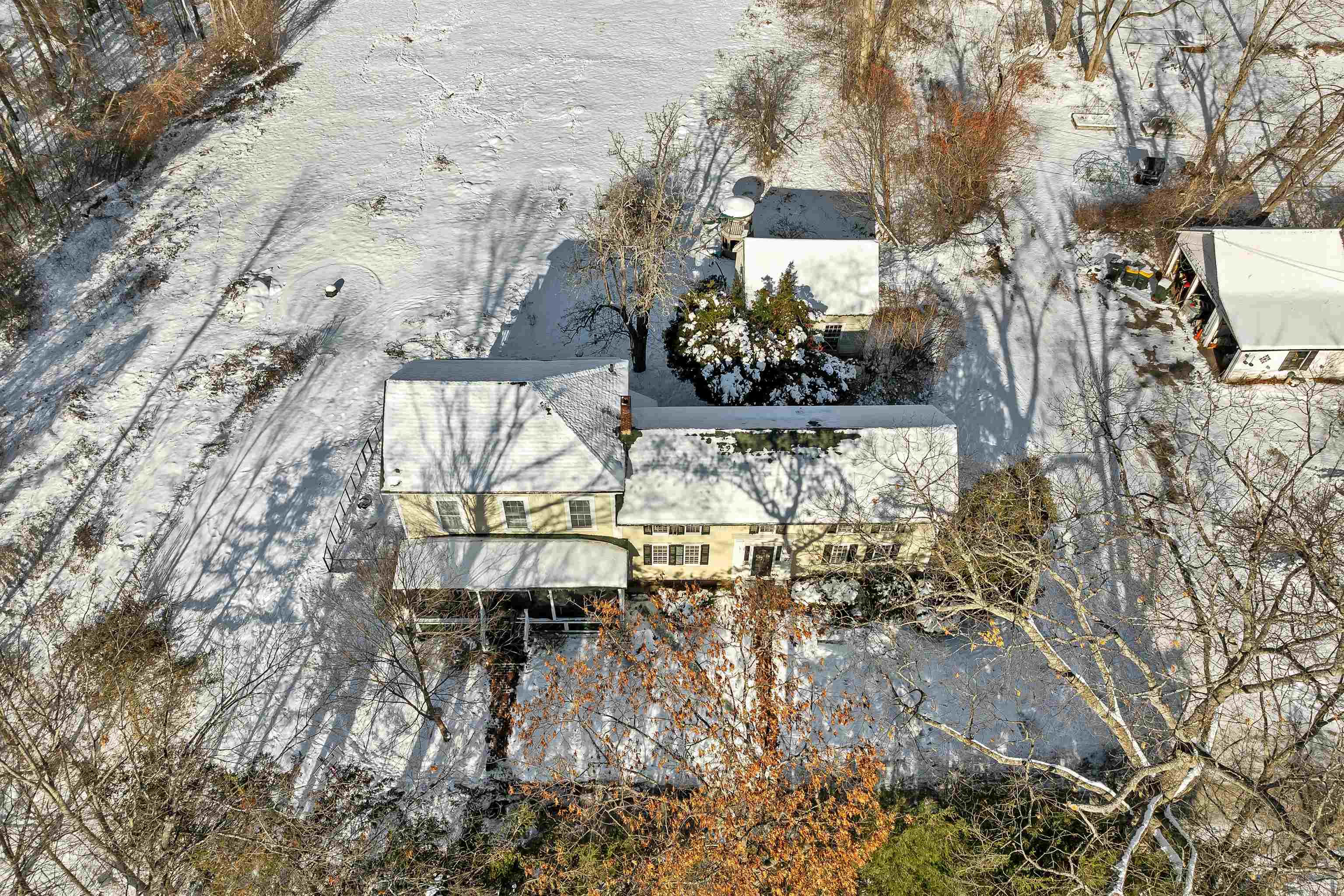 Laconia, New Hampshire 03246, United States, 4 Bedrooms Bedrooms, ,2 BathroomsBathrooms,Residential,Active,253699