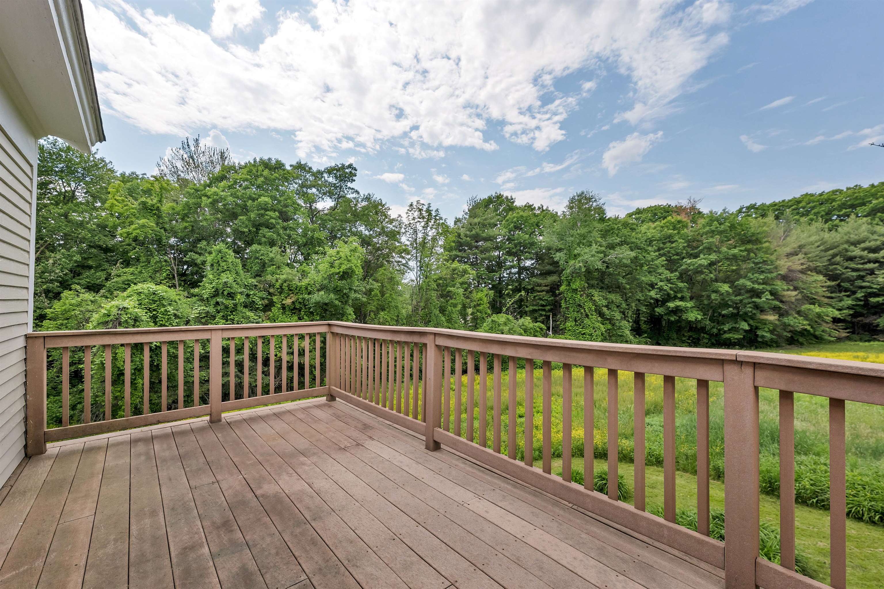 Laconia, New Hampshire 03246, United States, 4 Bedrooms Bedrooms, ,2 BathroomsBathrooms,Residential,Active,253699