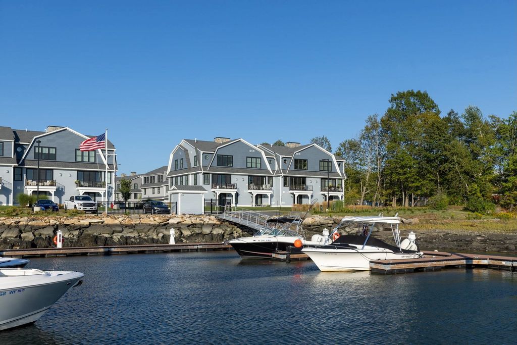 Photo of 36 Little Bay Drive, Dover, NH 03820 (MLS # 5060044)