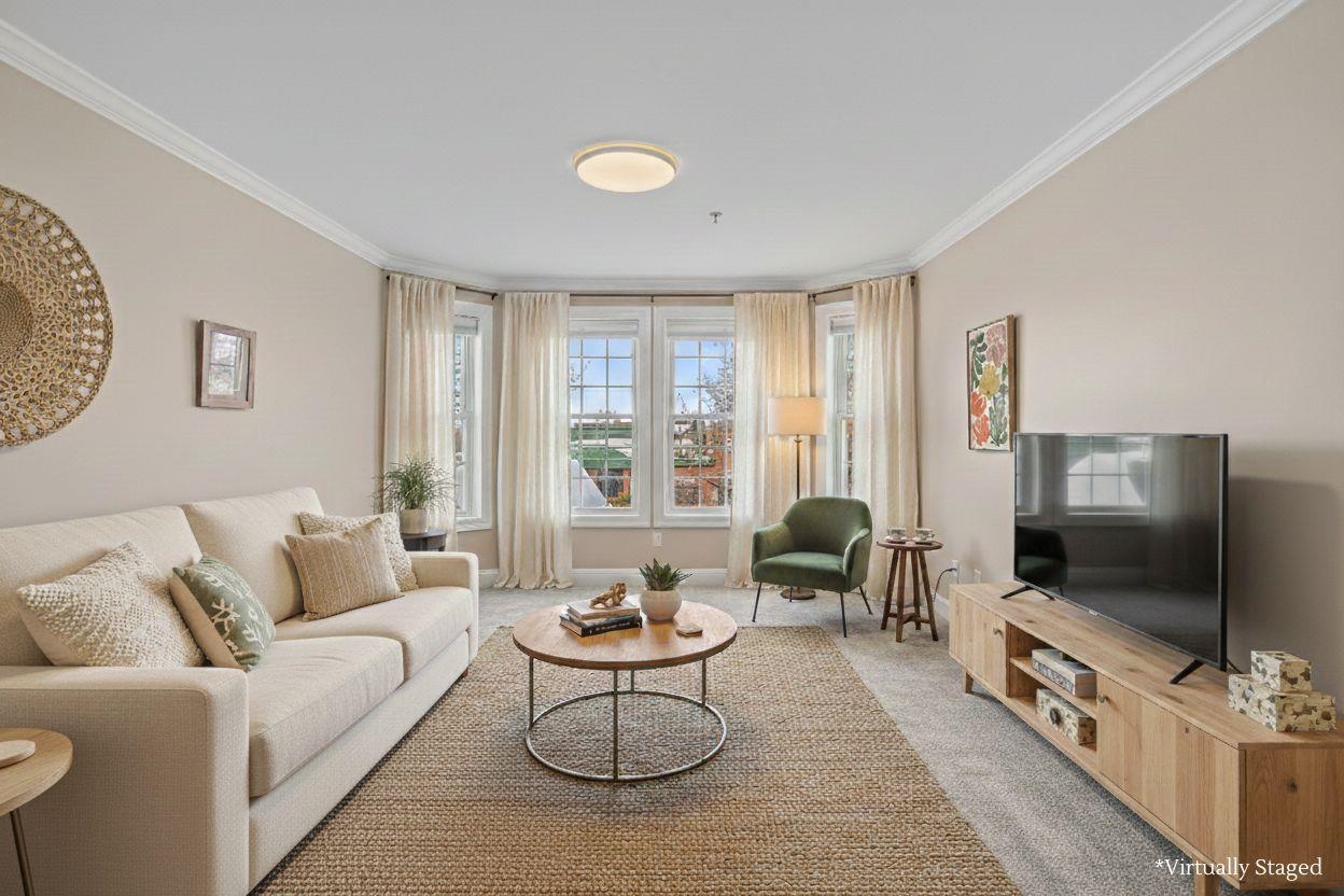 81 South Williams Street 303