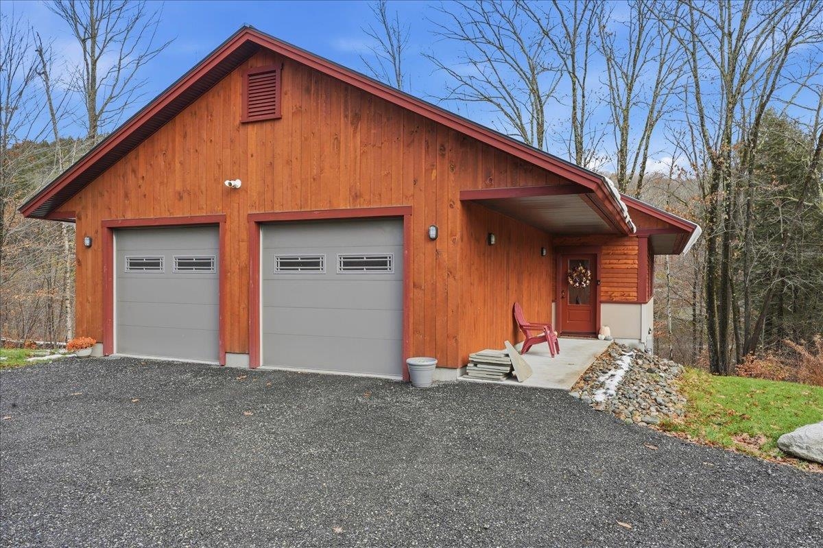 Waterbury, Vermont 05676, United States, 3 Bedrooms Bedrooms, ,2 BathroomsBathrooms,Residential,Pending,245827