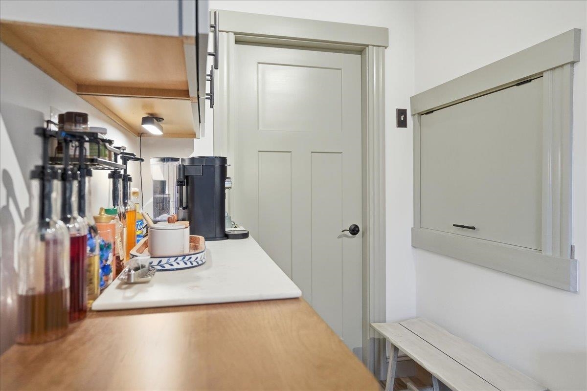 Waterbury, Vermont 05676, United States, 3 Bedrooms Bedrooms, ,2 BathroomsBathrooms,Residential,Pending,245827