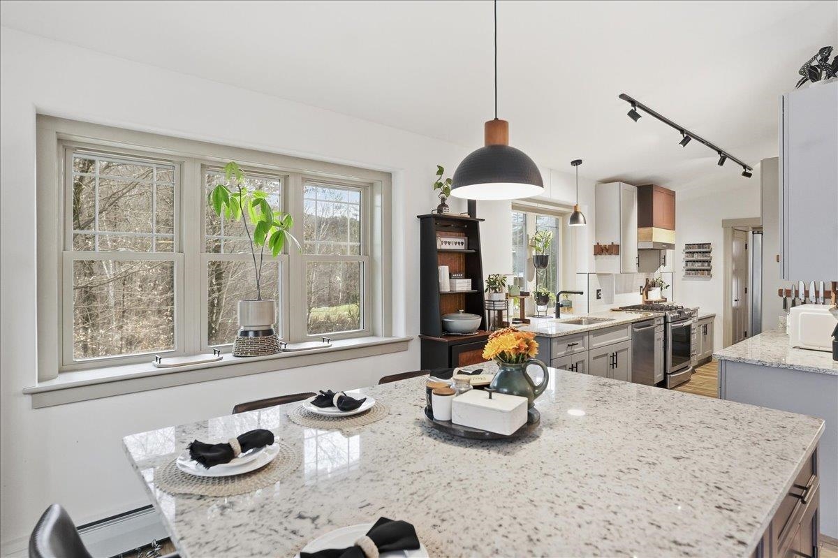 Waterbury, Vermont 05676, United States, 3 Bedrooms Bedrooms, ,2 BathroomsBathrooms,Residential,Pending,245827