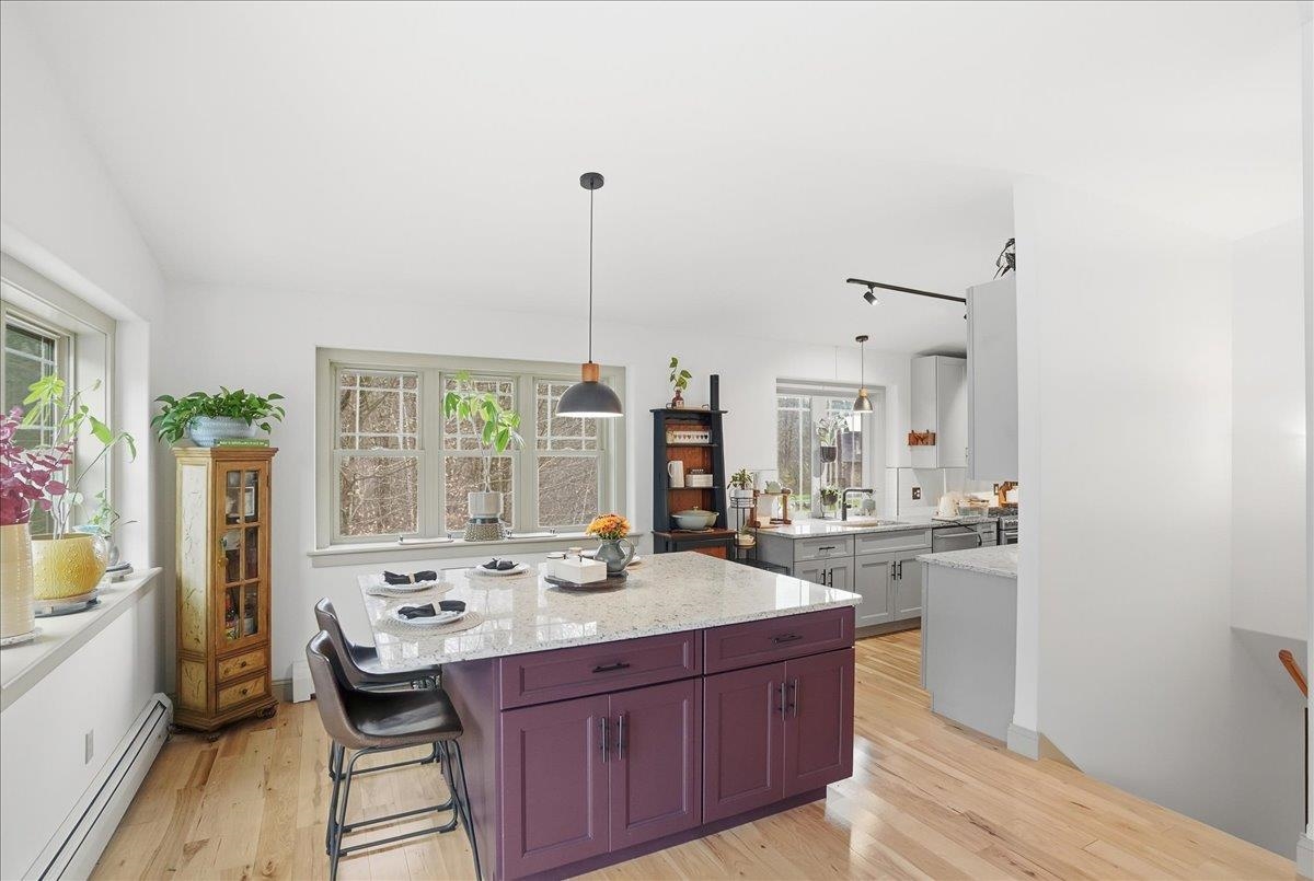 Waterbury, Vermont 05676, United States, 3 Bedrooms Bedrooms, ,2 BathroomsBathrooms,Residential,Pending,245827