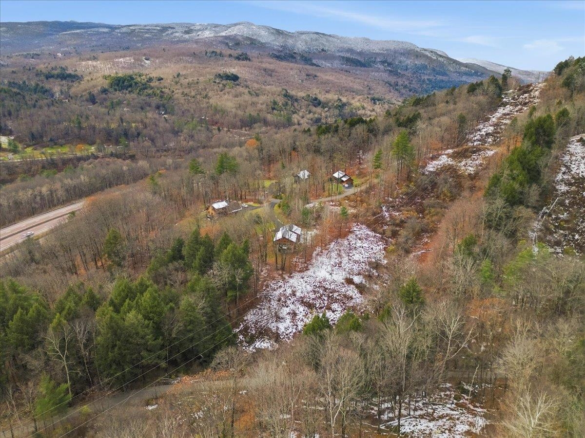 Waterbury, Vermont 05676, United States, 3 Bedrooms Bedrooms, ,2 BathroomsBathrooms,Residential,Pending,245827