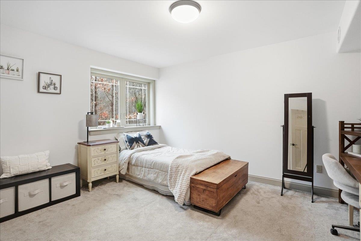 Waterbury, Vermont 05676, United States, 3 Bedrooms Bedrooms, ,2 BathroomsBathrooms,Residential,Pending,245827