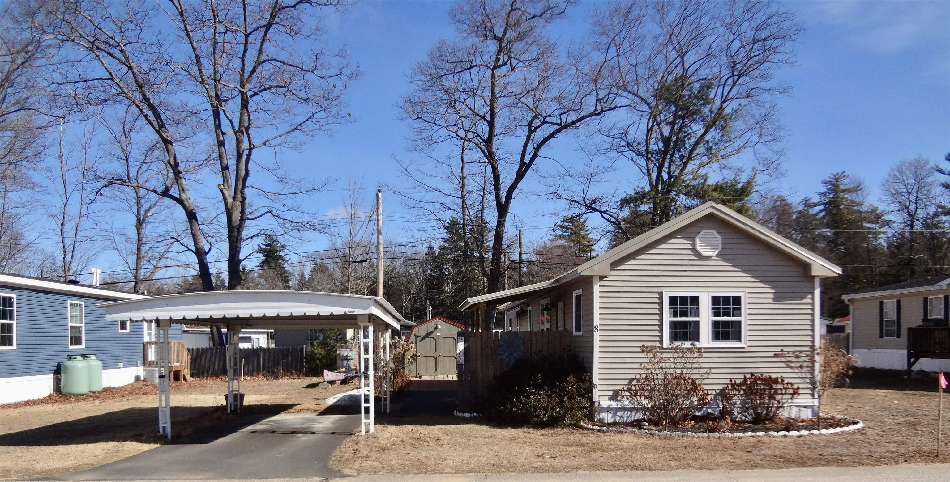 303 Old Lakeshore Road A-8