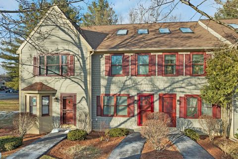 Photo of 107 Bartemus Trail #478, Nashua, NH 03063 (MLS # 5074039)