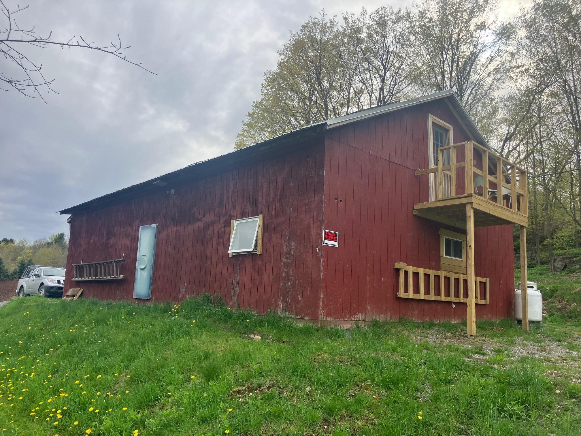 305 Richard Road