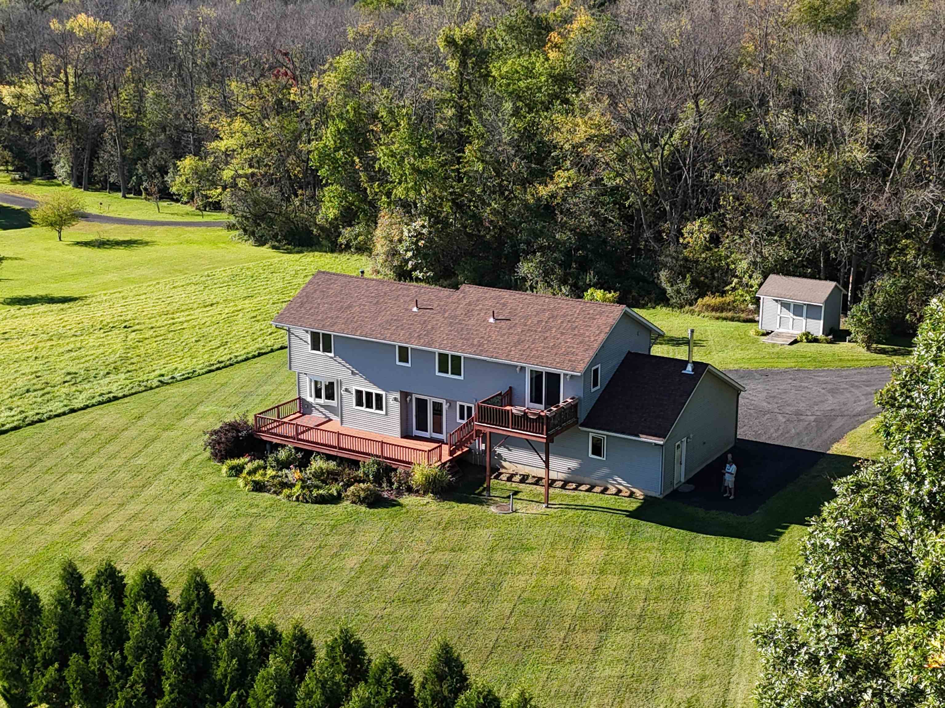 11 Old Farm Road