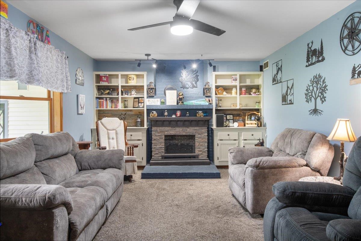 226 Crosby Heights