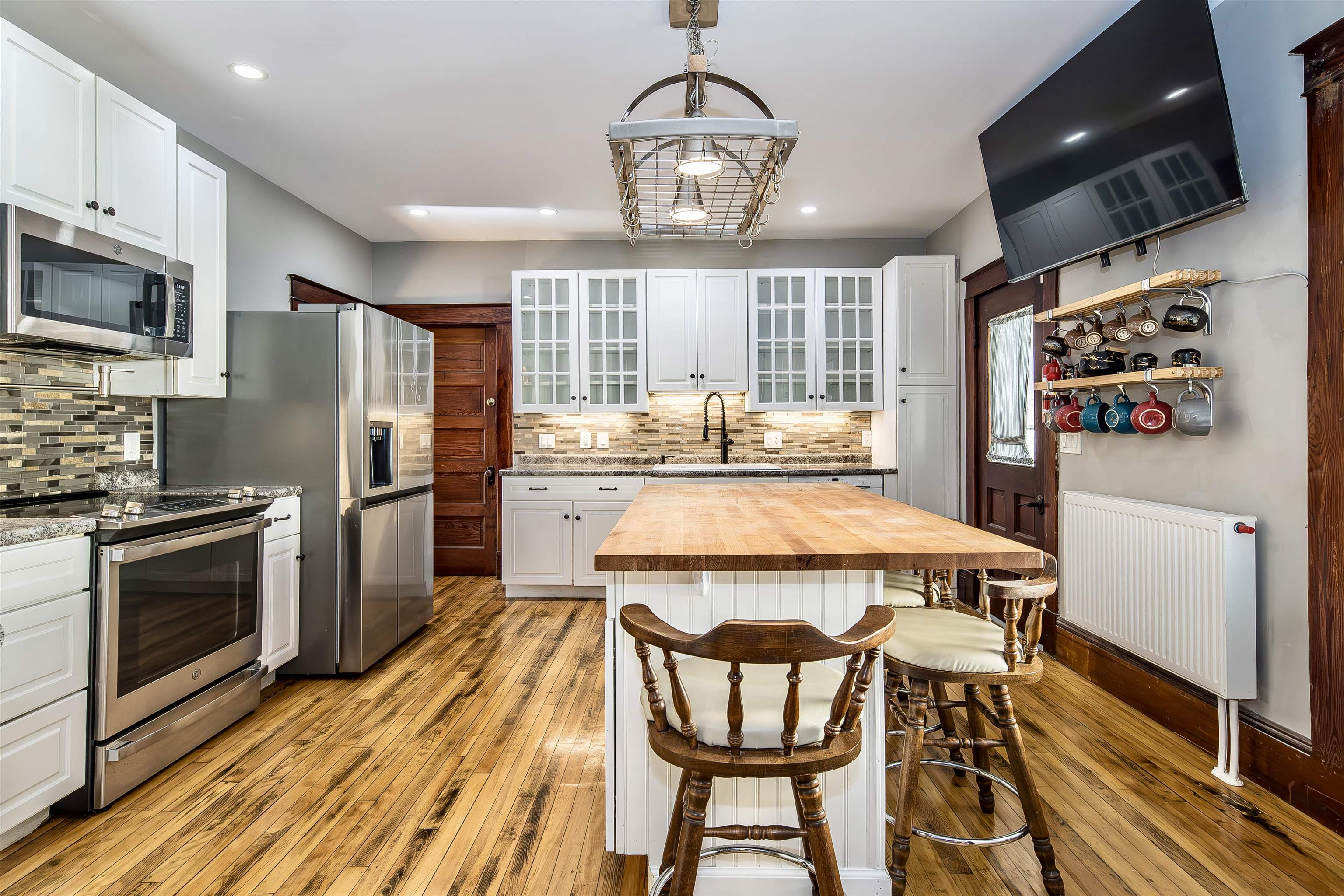 Photo 1 of 26 — 209 State Street Unit 1, Rutland City, VT 05071