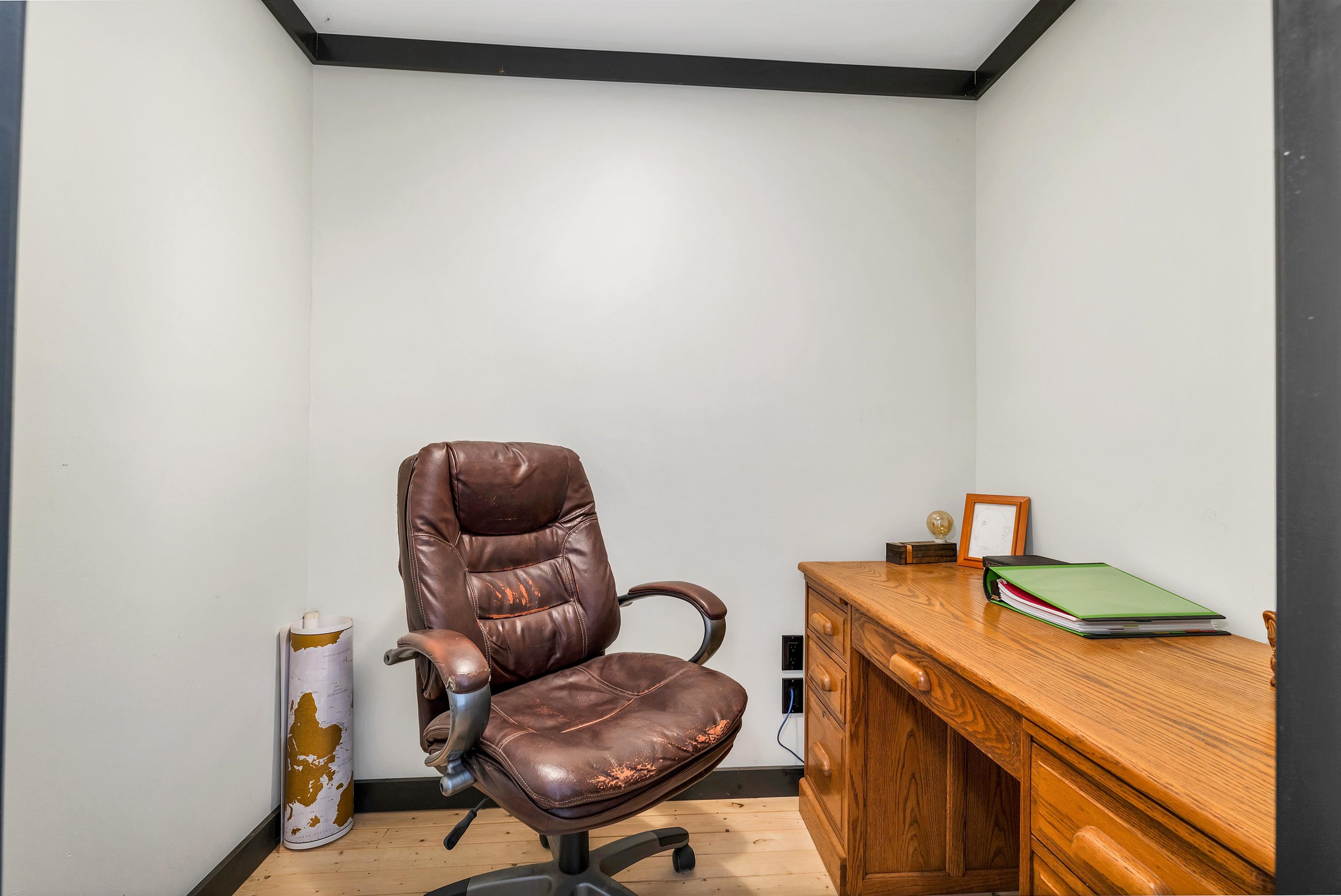 Ossipee, New Hampshire 03814, United States, 5 Bedrooms Bedrooms, ,3 BathroomsBathrooms,Residential,Active,182500