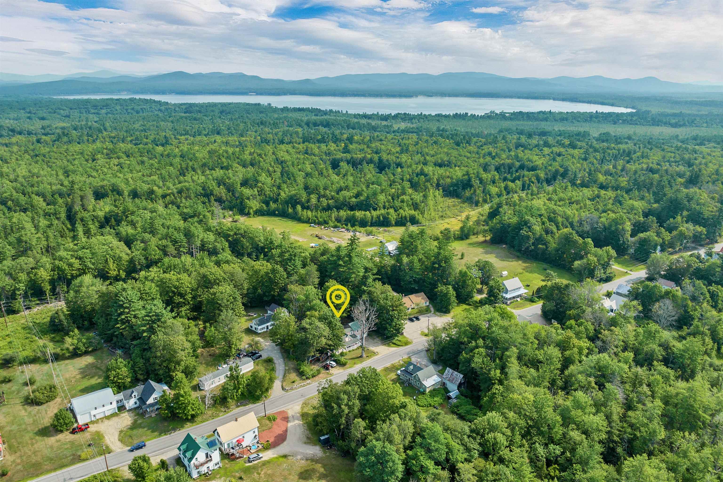 Ossipee, New Hampshire 03814, United States, 5 Bedrooms Bedrooms, ,3 BathroomsBathrooms,Residential,Active,182500