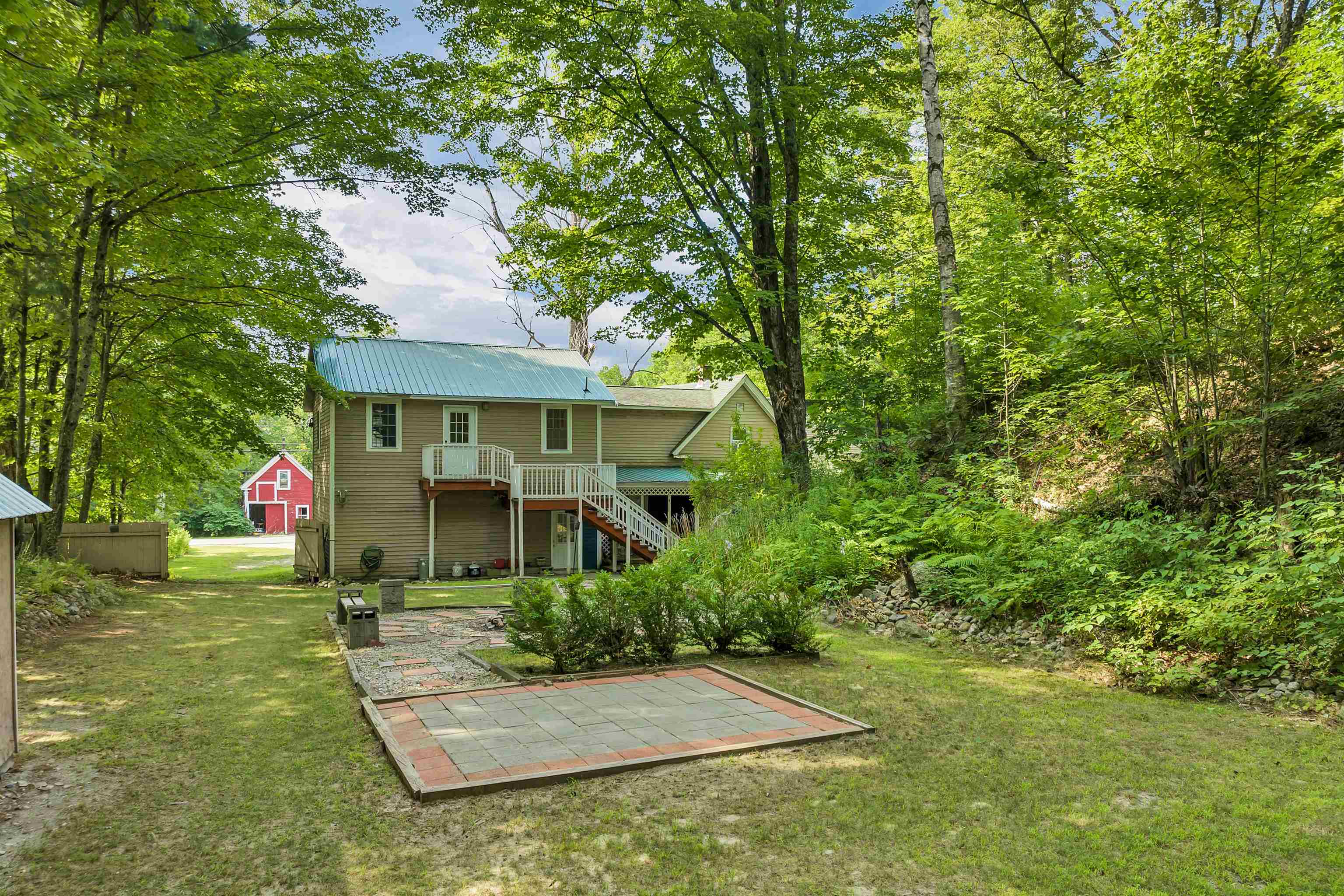 Ossipee, New Hampshire 03814, United States, 5 Bedrooms Bedrooms, ,3 BathroomsBathrooms,Residential,Active,182500