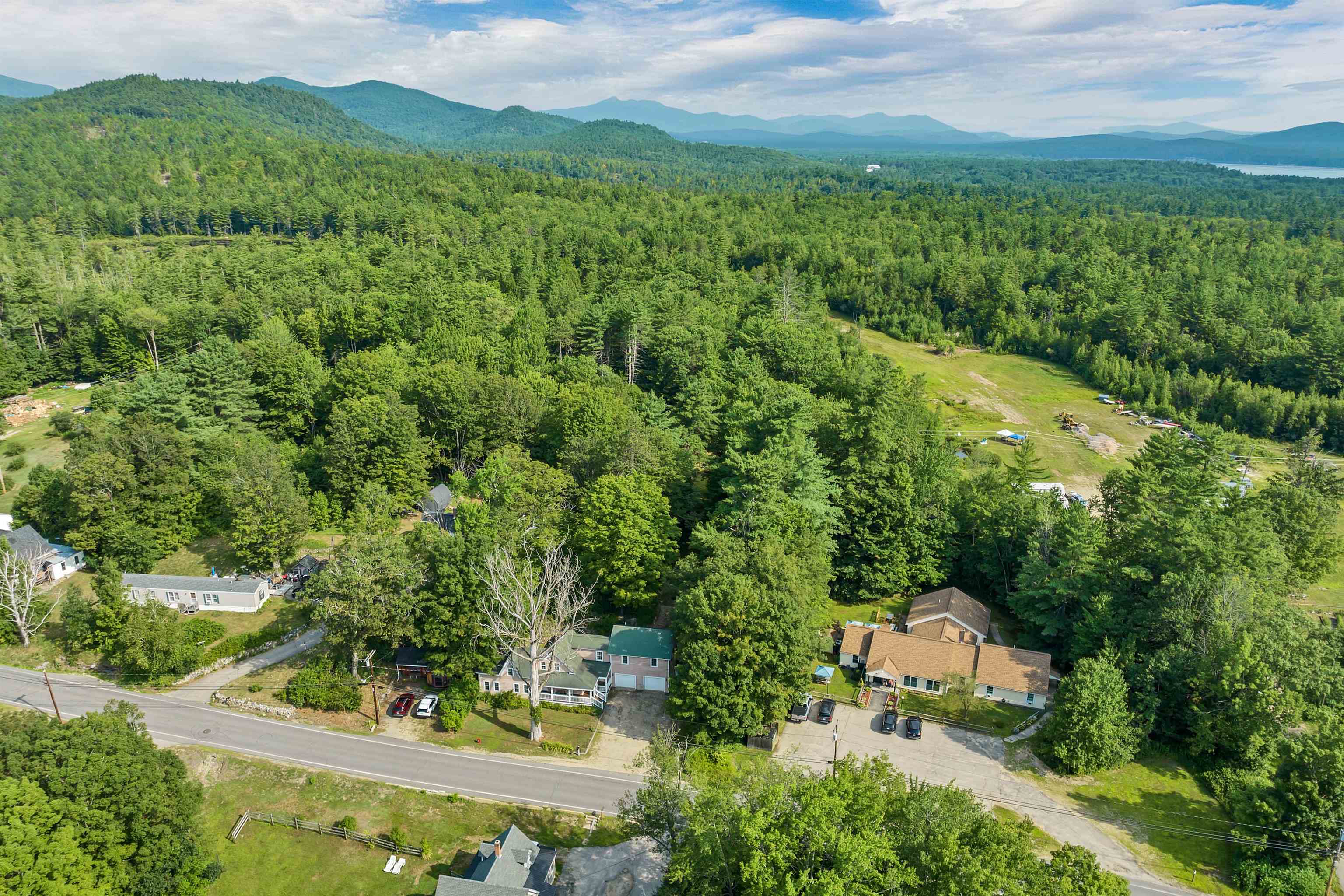 Ossipee, New Hampshire 03814, United States, 5 Bedrooms Bedrooms, ,3 BathroomsBathrooms,Residential,Active,182500