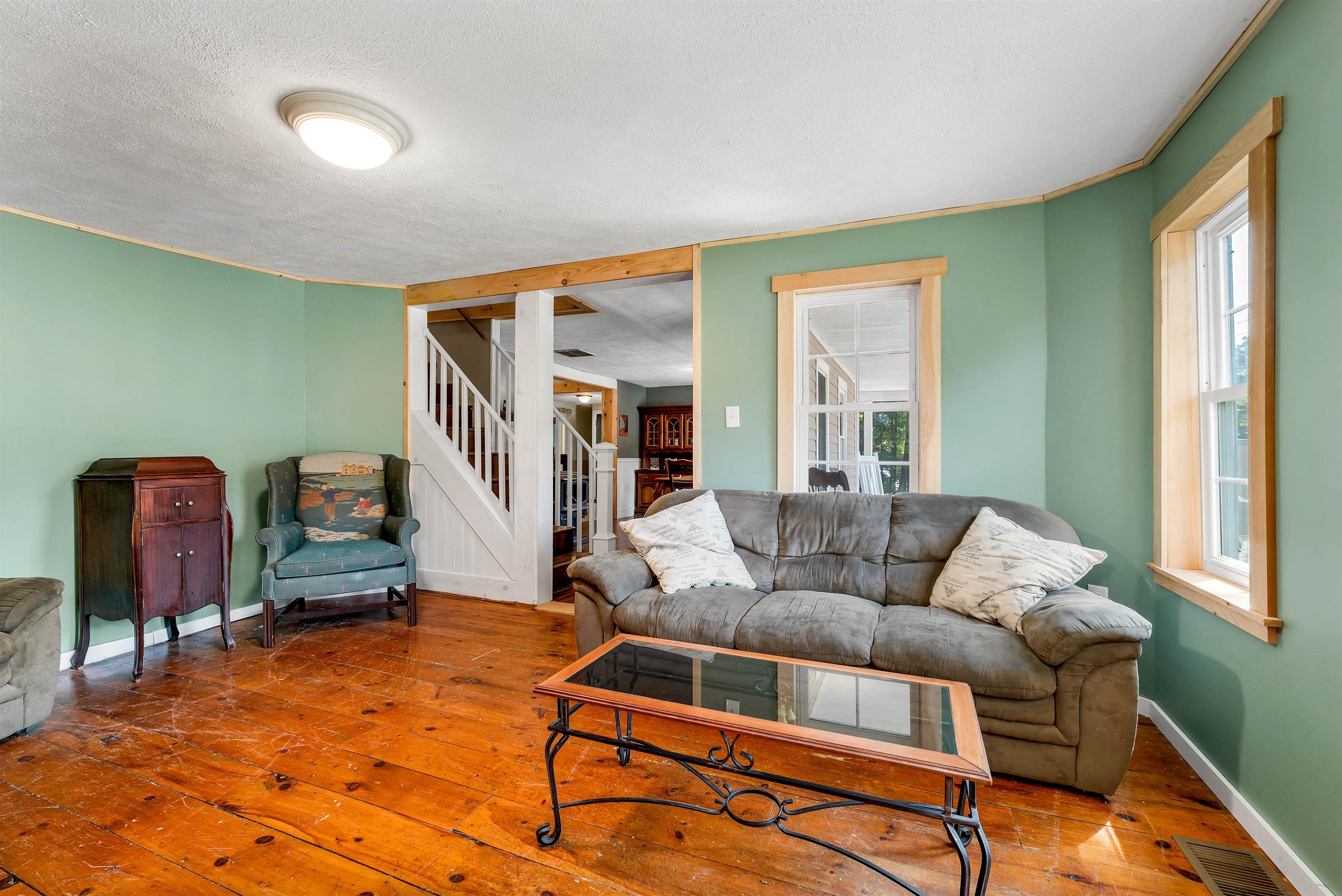 Ossipee, New Hampshire 03814, United States, 5 Bedrooms Bedrooms, ,3 BathroomsBathrooms,Residential,Active,182500