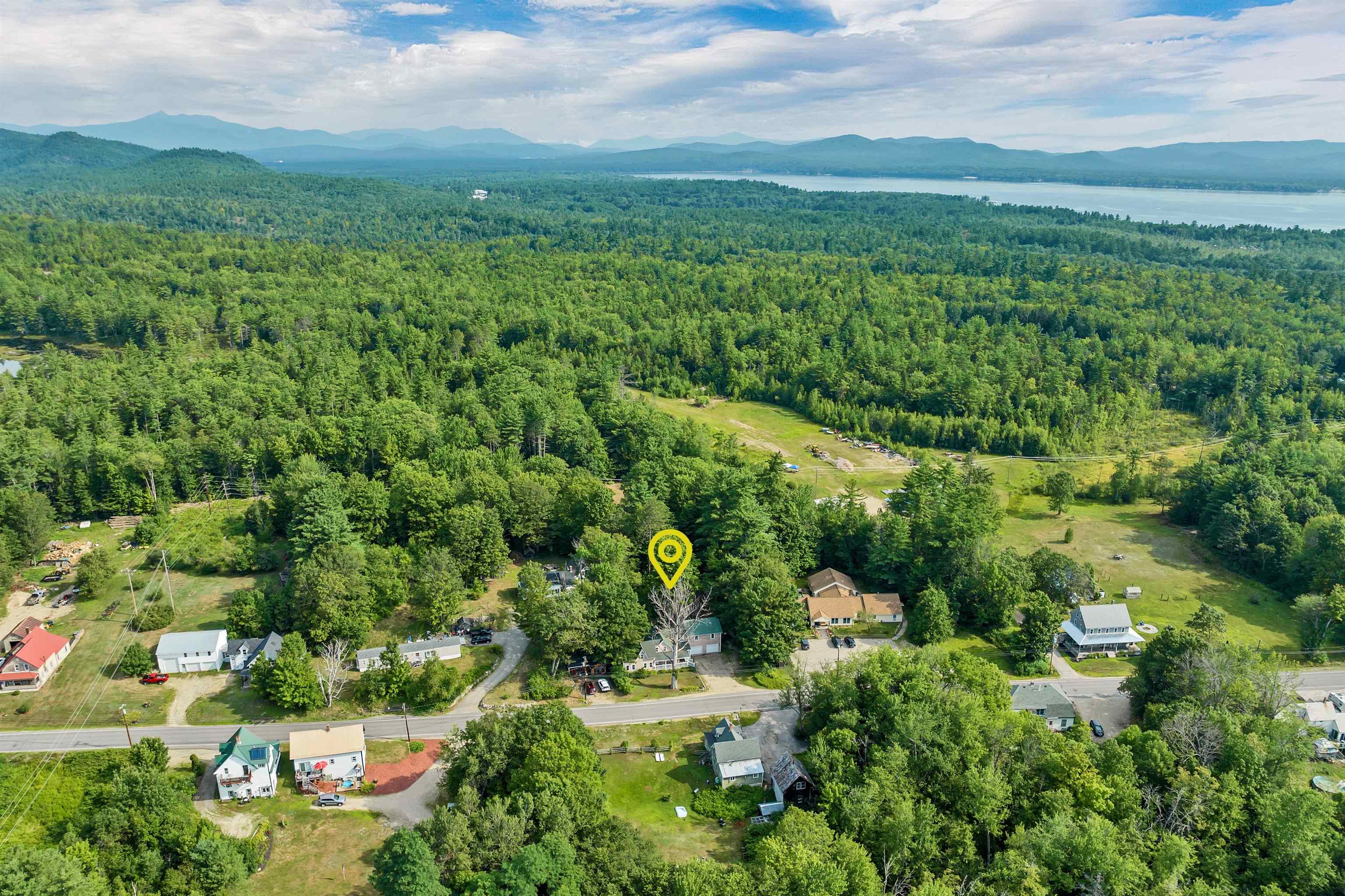 Ossipee, New Hampshire 03814, United States, 5 Bedrooms Bedrooms, ,3 BathroomsBathrooms,Residential,Active,182500