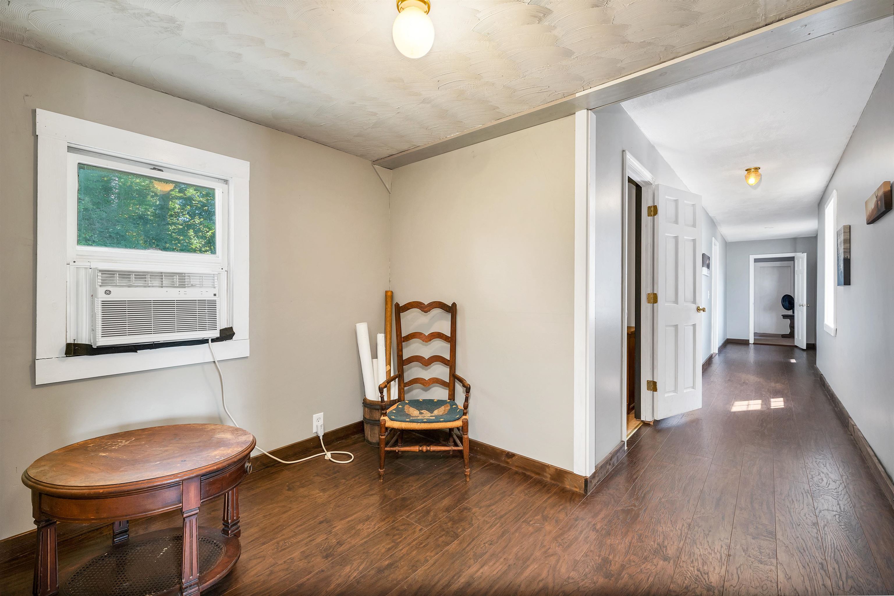 Ossipee, New Hampshire 03814, United States, 5 Bedrooms Bedrooms, ,3 BathroomsBathrooms,Residential,Active,182500