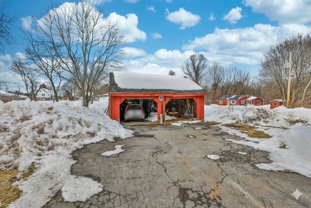 Photo of 32 Main Street, Plaistow, NH 03865 (MLS # 5076878)