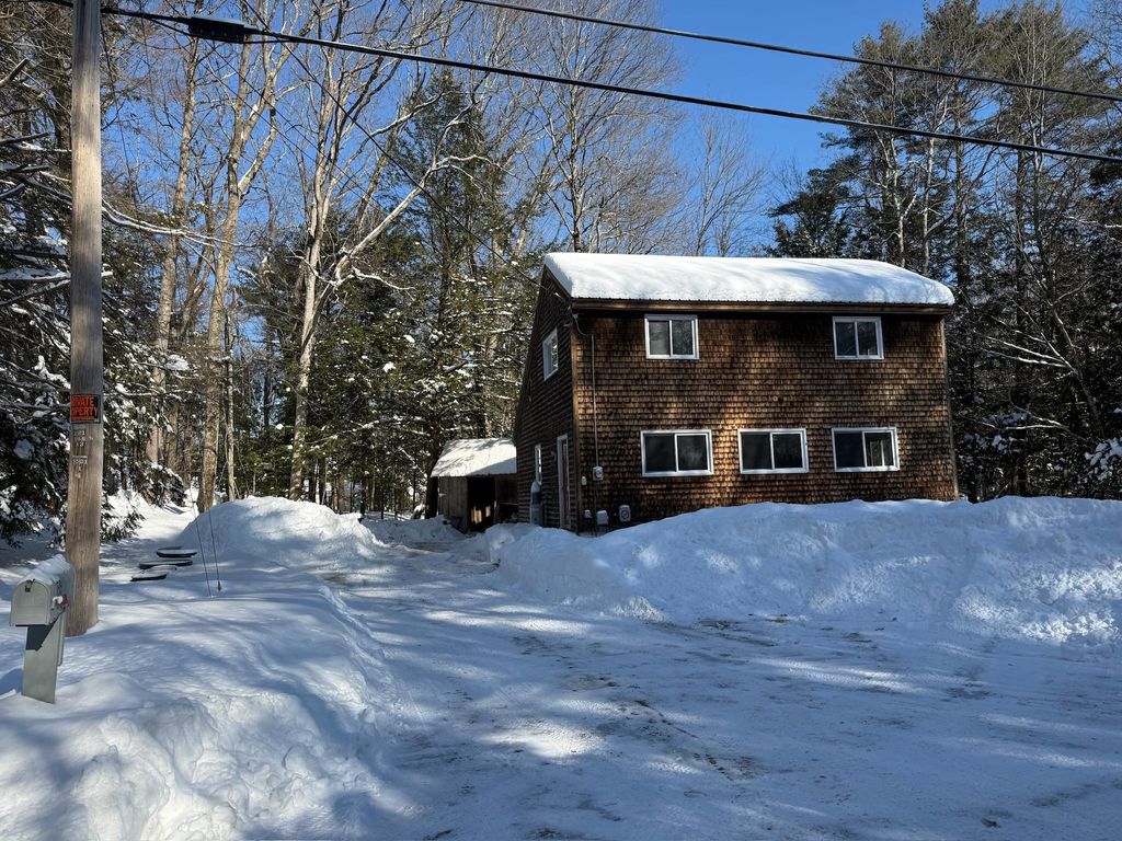 Photo of 58 Windsor Way, Barnstead, NH 03225 (MLS # 5075863)