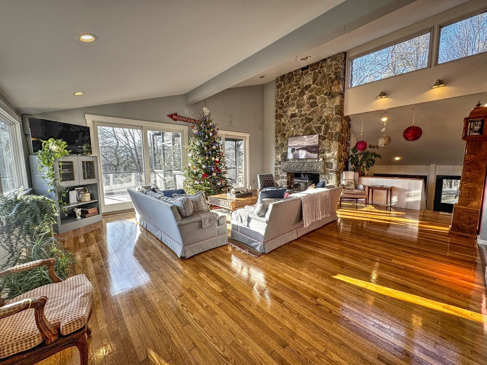 428 Pearl Lake Road