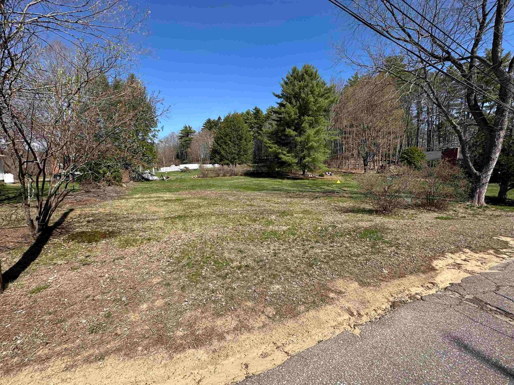 Photo of 8 Bacon Drive, Gilford, NH 03249 (MLS # 5087418)