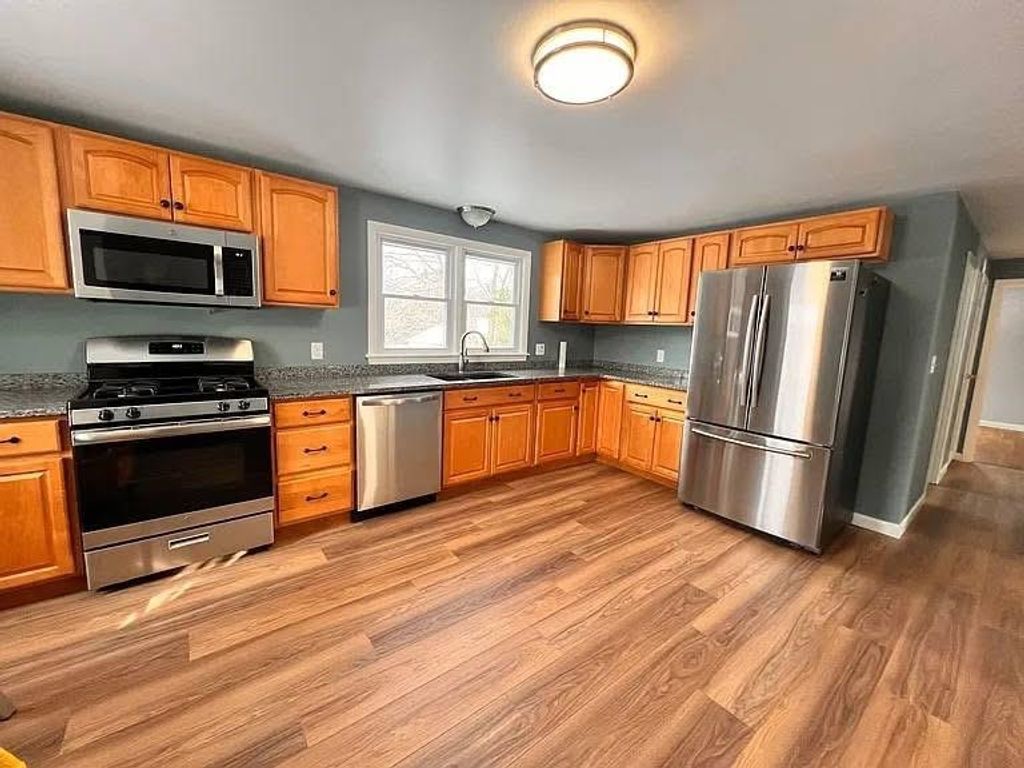 Photo of 34 Daniel Plummer Road, Goffstown, NH 03045 (MLS # 5074115)