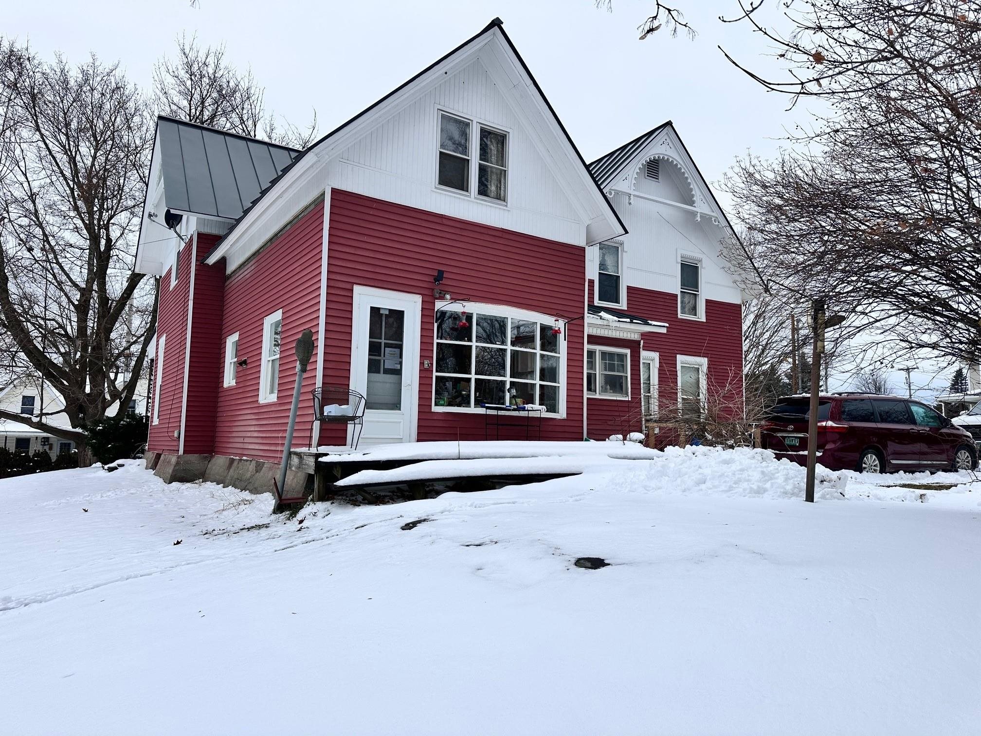 1171 Main Street
