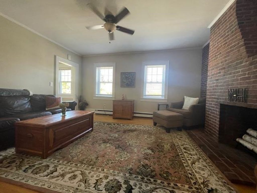 Photo of 69 Middle St Street #4, Manchester, NH 03104 (MLS # 5067316)