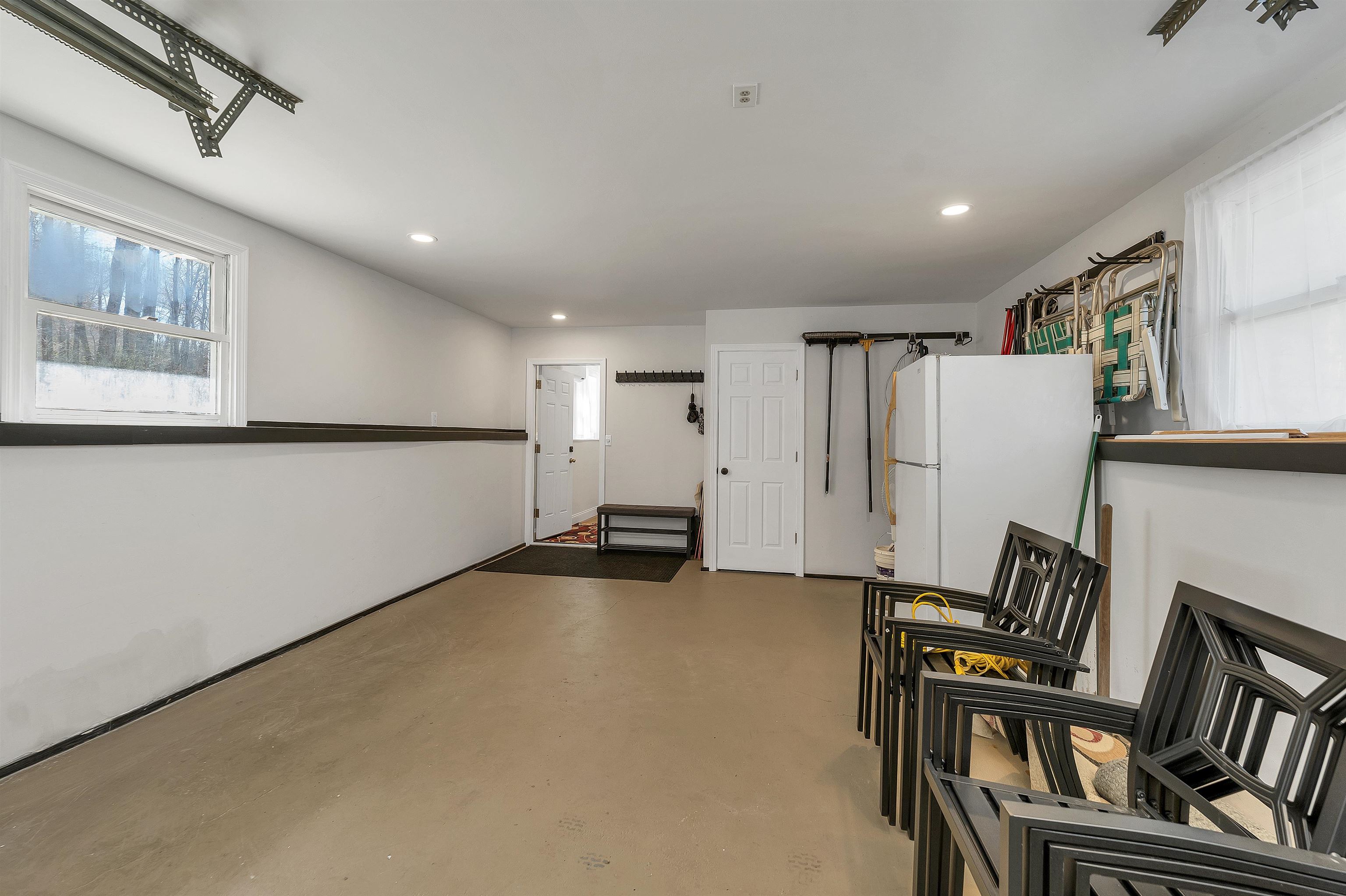 1 Robin Acres Drive