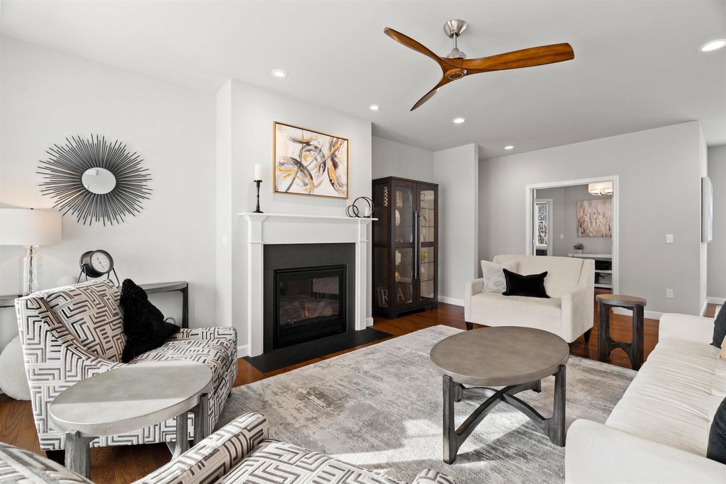 Photo of 43 Maple Leaf Way, Manchester, NH 03102 (MLS # 5071406)