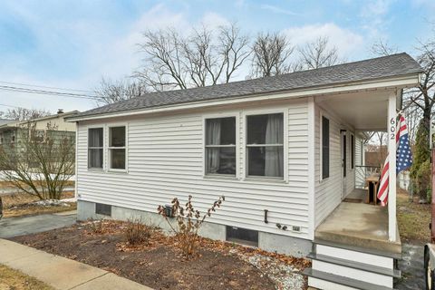 602 Brown Avenue Manchester NH 03103