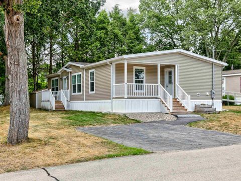 29 Oak Hill Drive, Hampstead, NH 03841 - #: 5053654