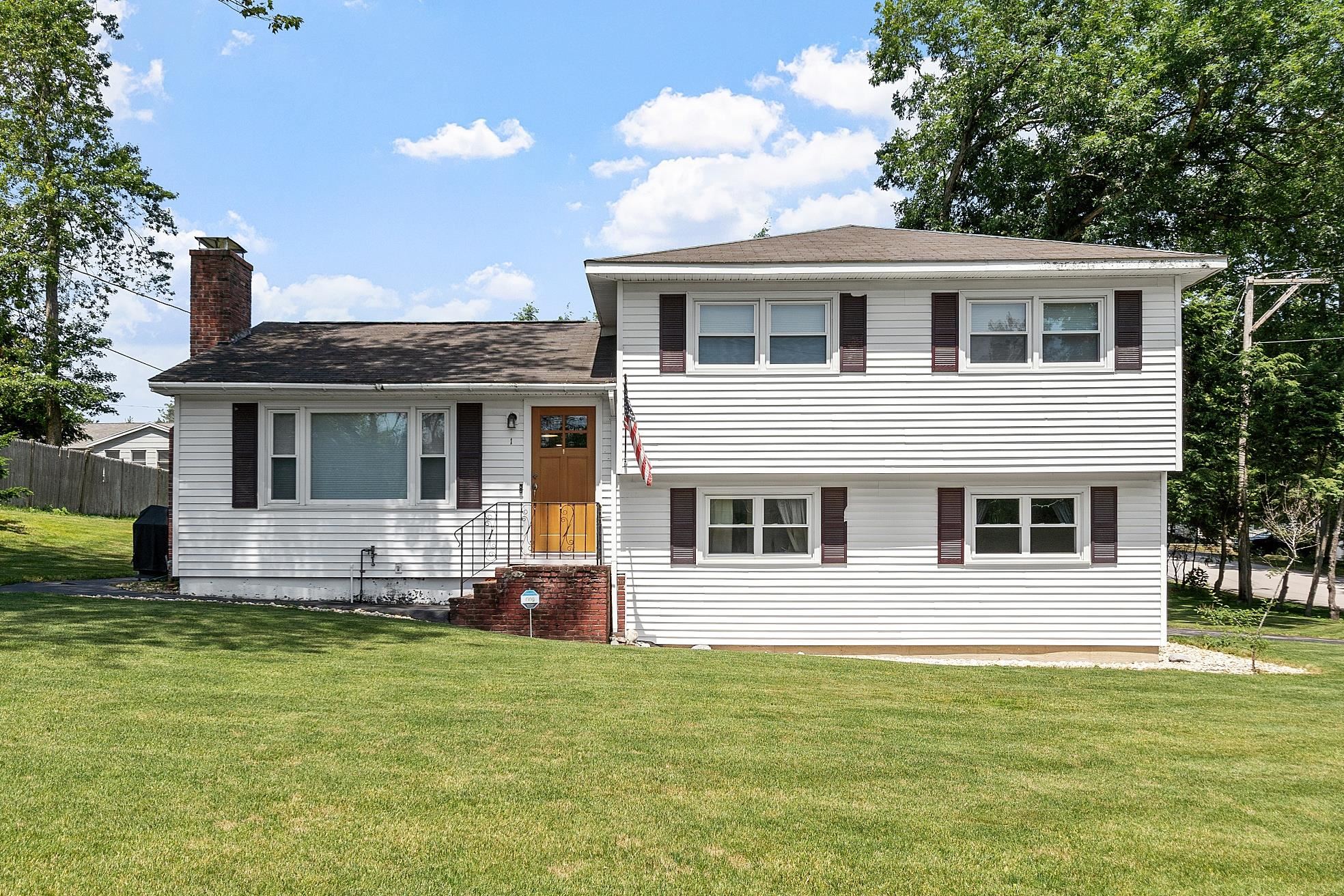 1 Hemlock Street