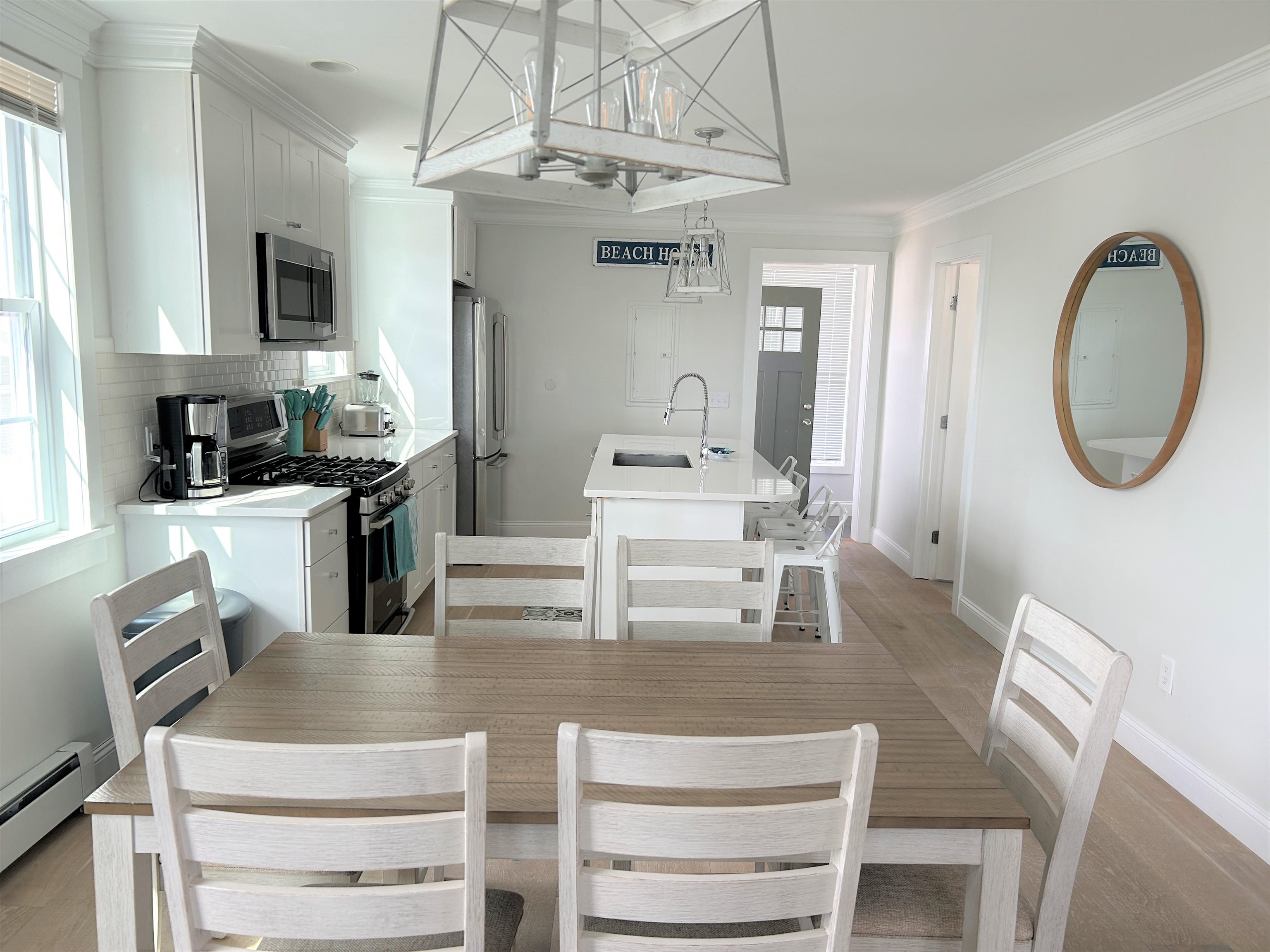 11 Great Boars Head Avenue 2