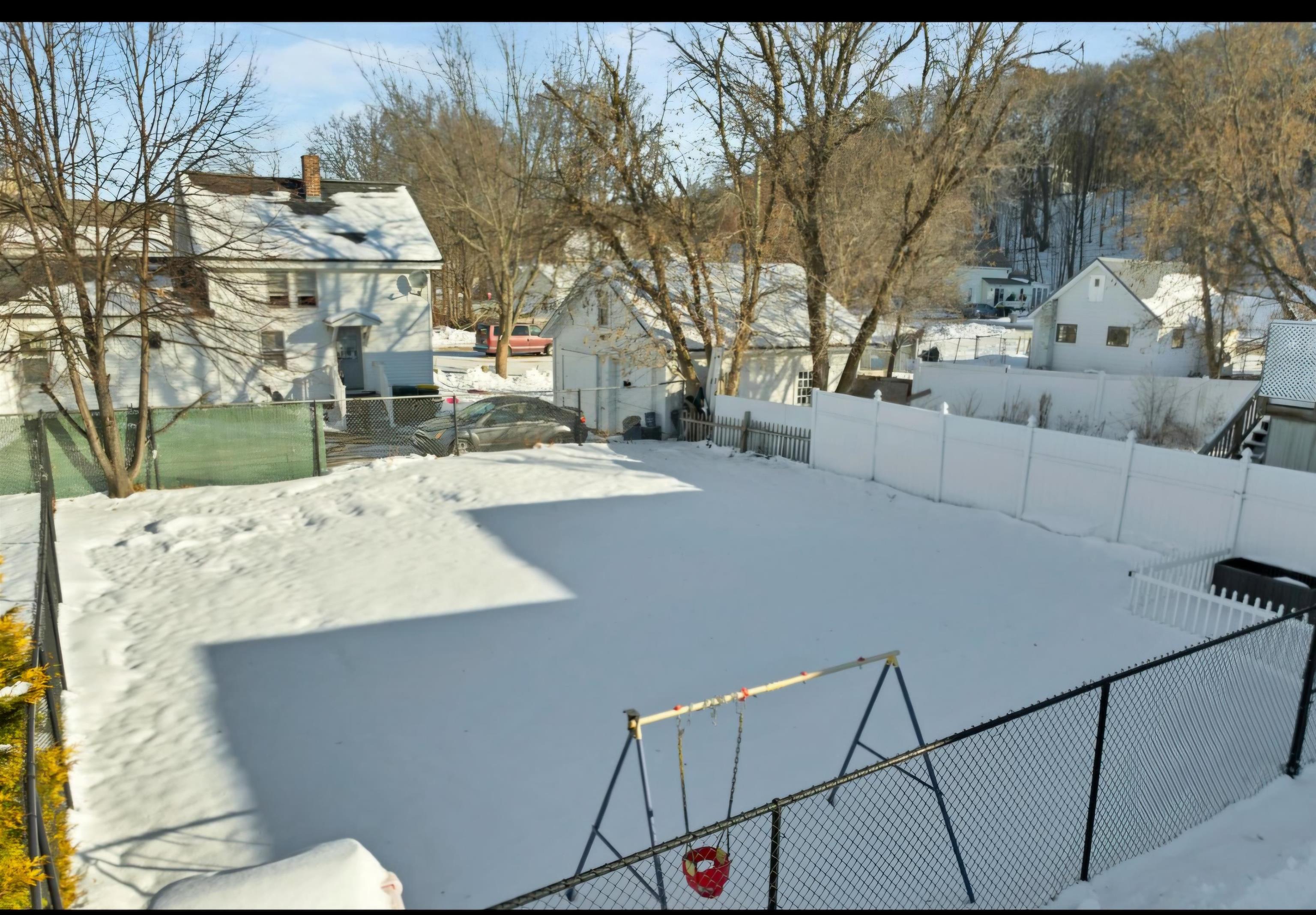 651 Union Avenue 651