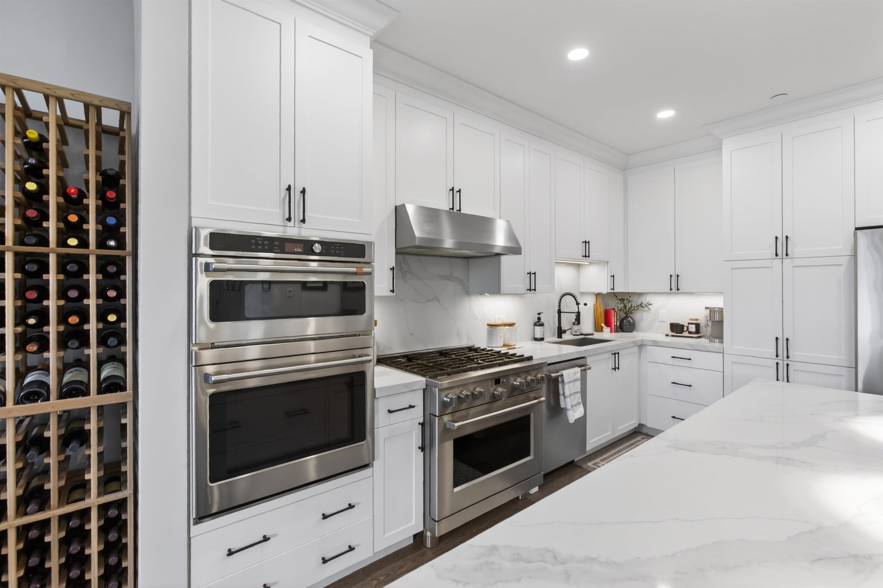 18 Artisan Drive 519