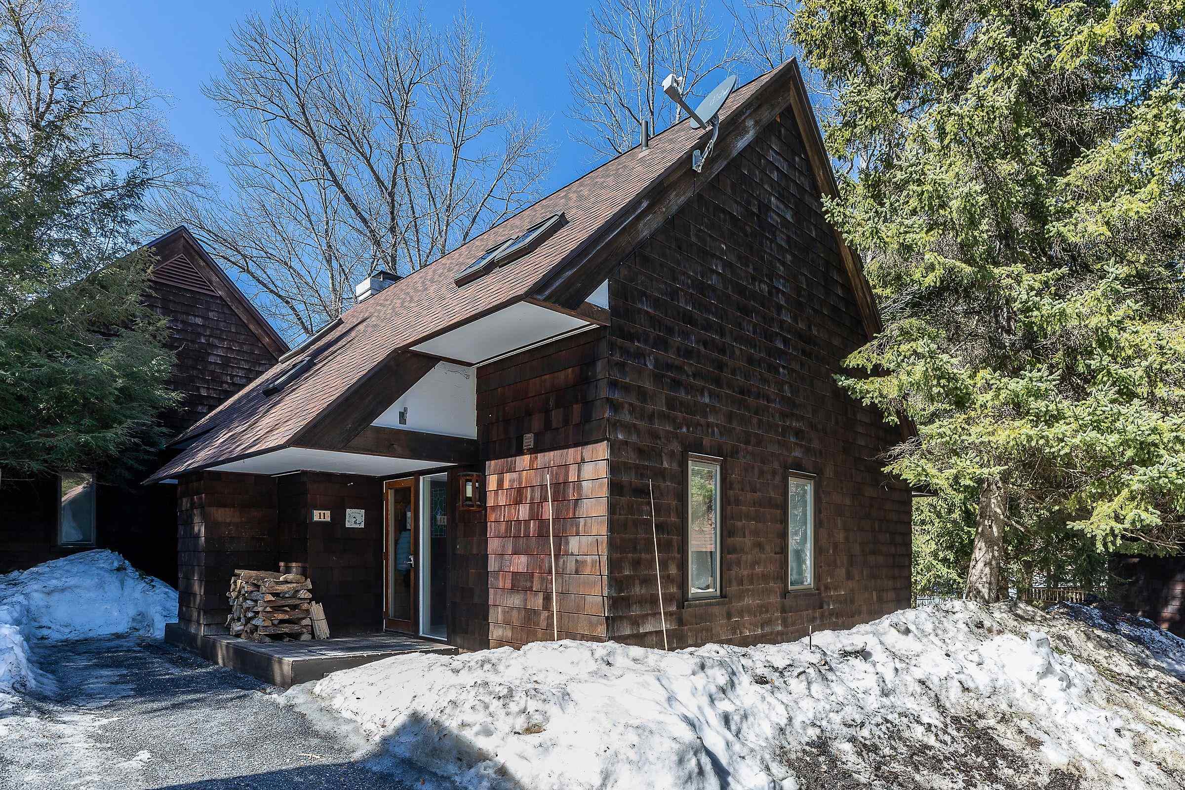 Winhall, Vermont 05340, United States, 3 Bedrooms Bedrooms, ,3 BathroomsBathrooms,Residential,Active,90425