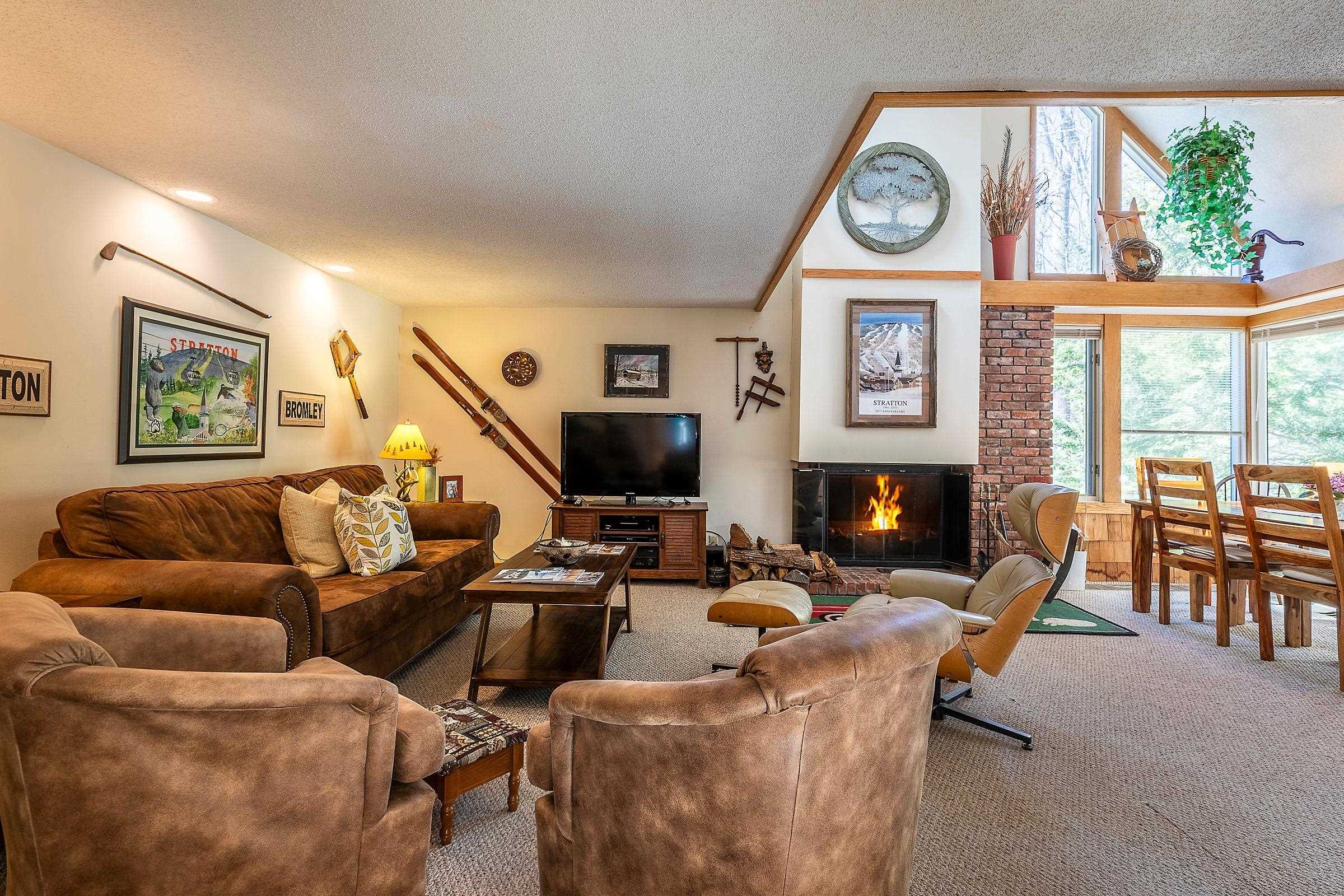 Winhall, Vermont 05340, United States, 3 Bedrooms Bedrooms, ,3 BathroomsBathrooms,Residential,Active,90425