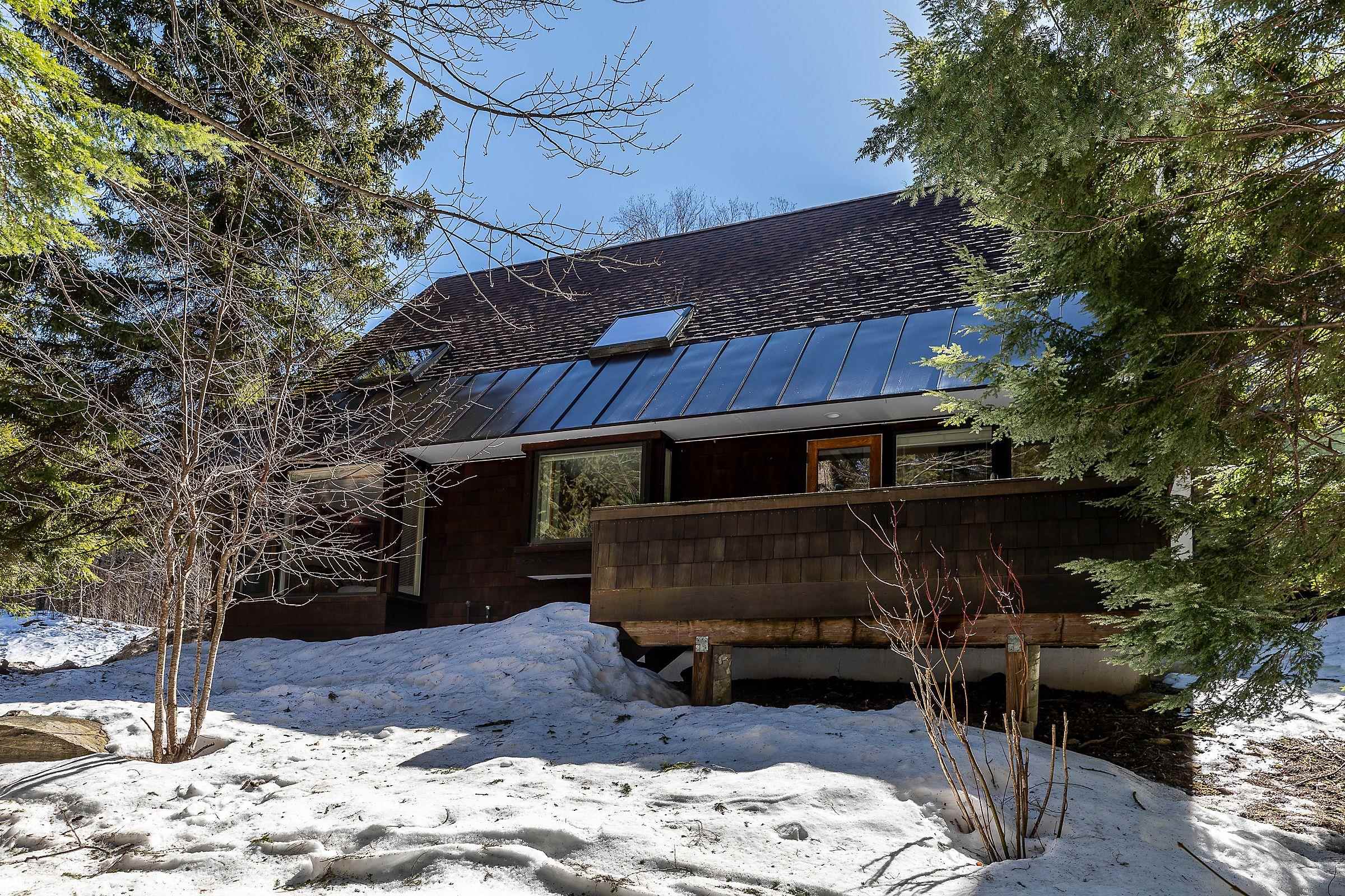 Winhall, Vermont 05340, United States, 3 Bedrooms Bedrooms, ,3 BathroomsBathrooms,Residential,Active,90425