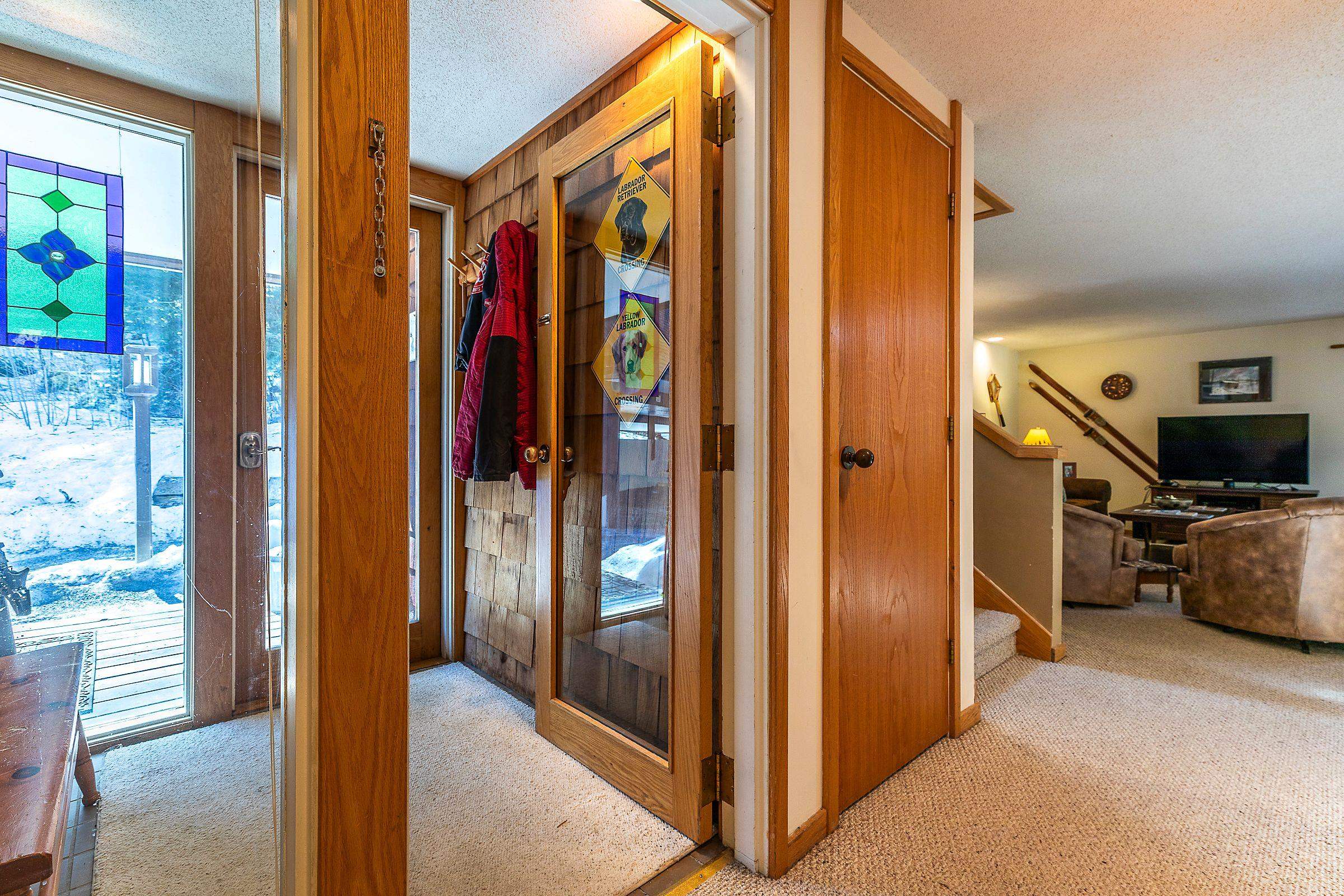 Winhall, Vermont 05340, United States, 3 Bedrooms Bedrooms, ,3 BathroomsBathrooms,Residential,Active,90425