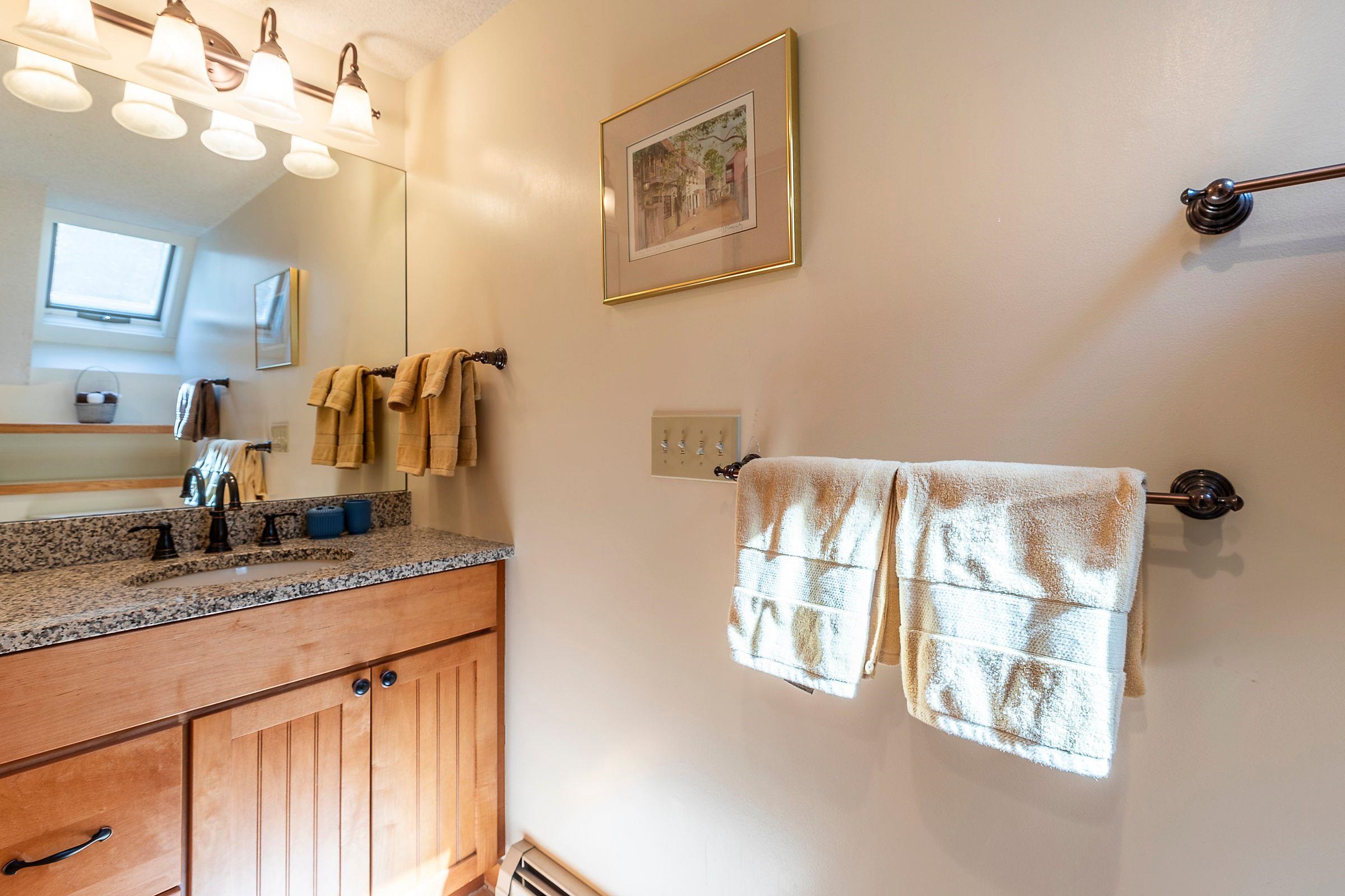 Winhall, Vermont 05340, United States, 3 Bedrooms Bedrooms, ,3 BathroomsBathrooms,Residential,Active,90425