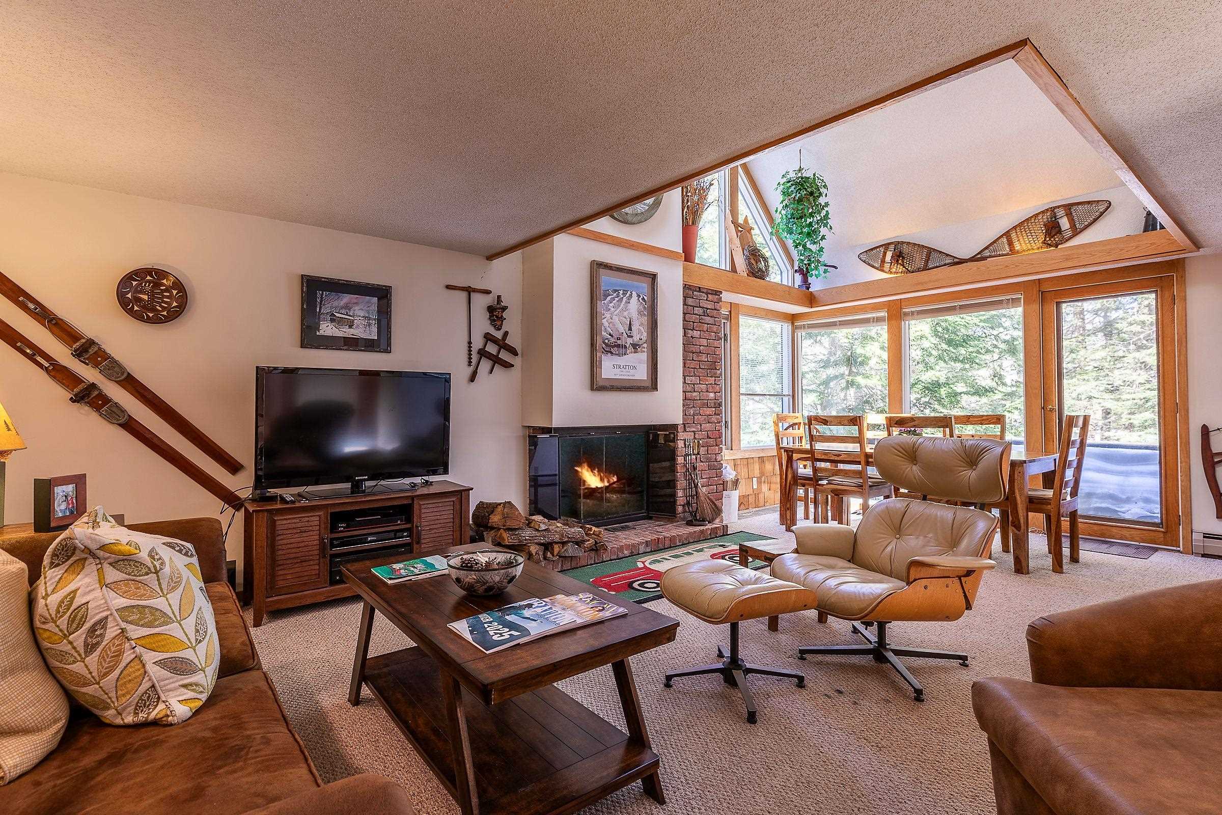 Winhall, Vermont 05340, United States, 3 Bedrooms Bedrooms, ,3 BathroomsBathrooms,Residential,Active,90425