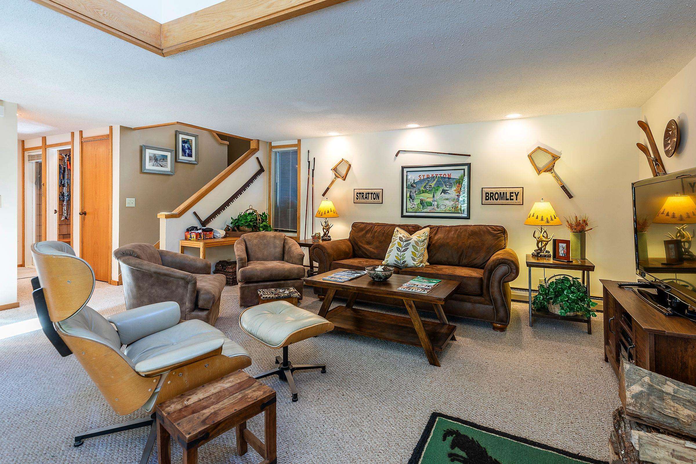 Winhall, Vermont 05340, United States, 3 Bedrooms Bedrooms, ,3 BathroomsBathrooms,Residential,Active,90425