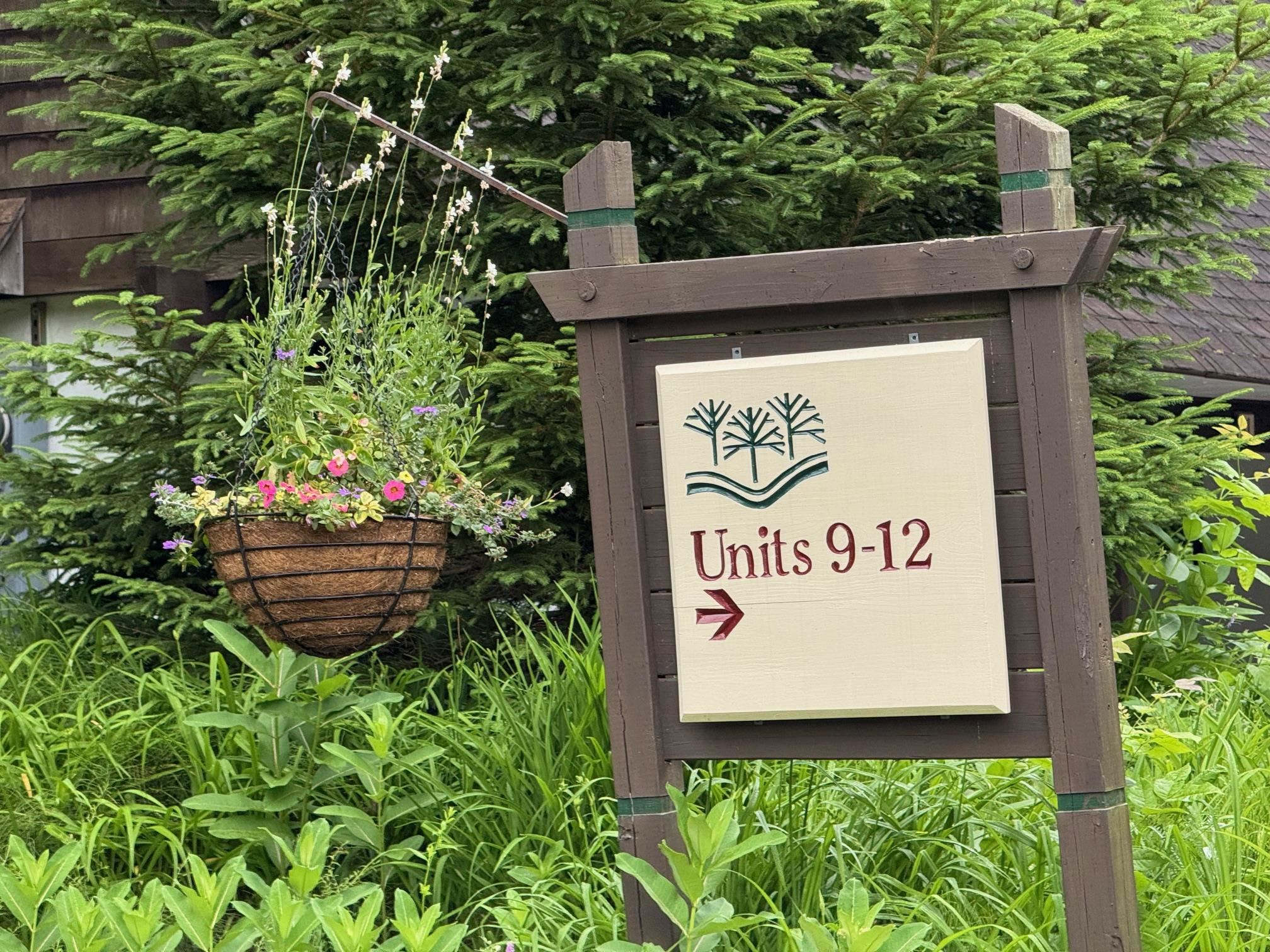 Winhall, Vermont 05340, United States, 3 Bedrooms Bedrooms, ,3 BathroomsBathrooms,Residential,Active,90425