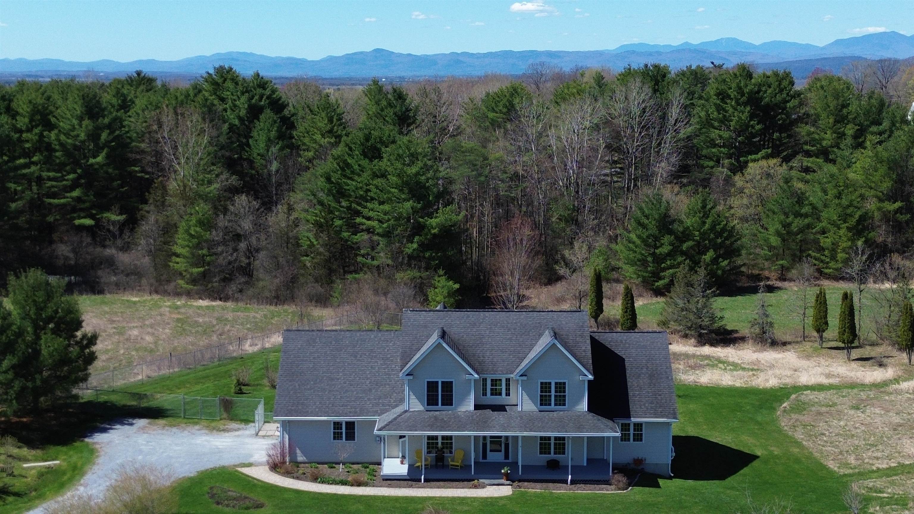 Photo 1 of 31 — 55 Braeside Place, Ferrisburgh, VT 05473